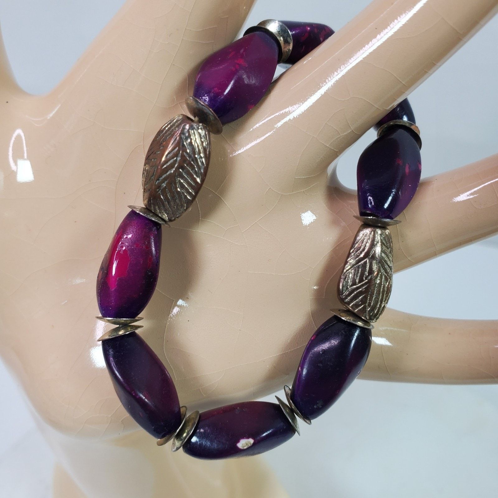 The Unbranded Brand Casual Career Stretchy Bracelet Purple Gold Tone Beaded NOS Size ONE SIZE - 1 Thumbnail