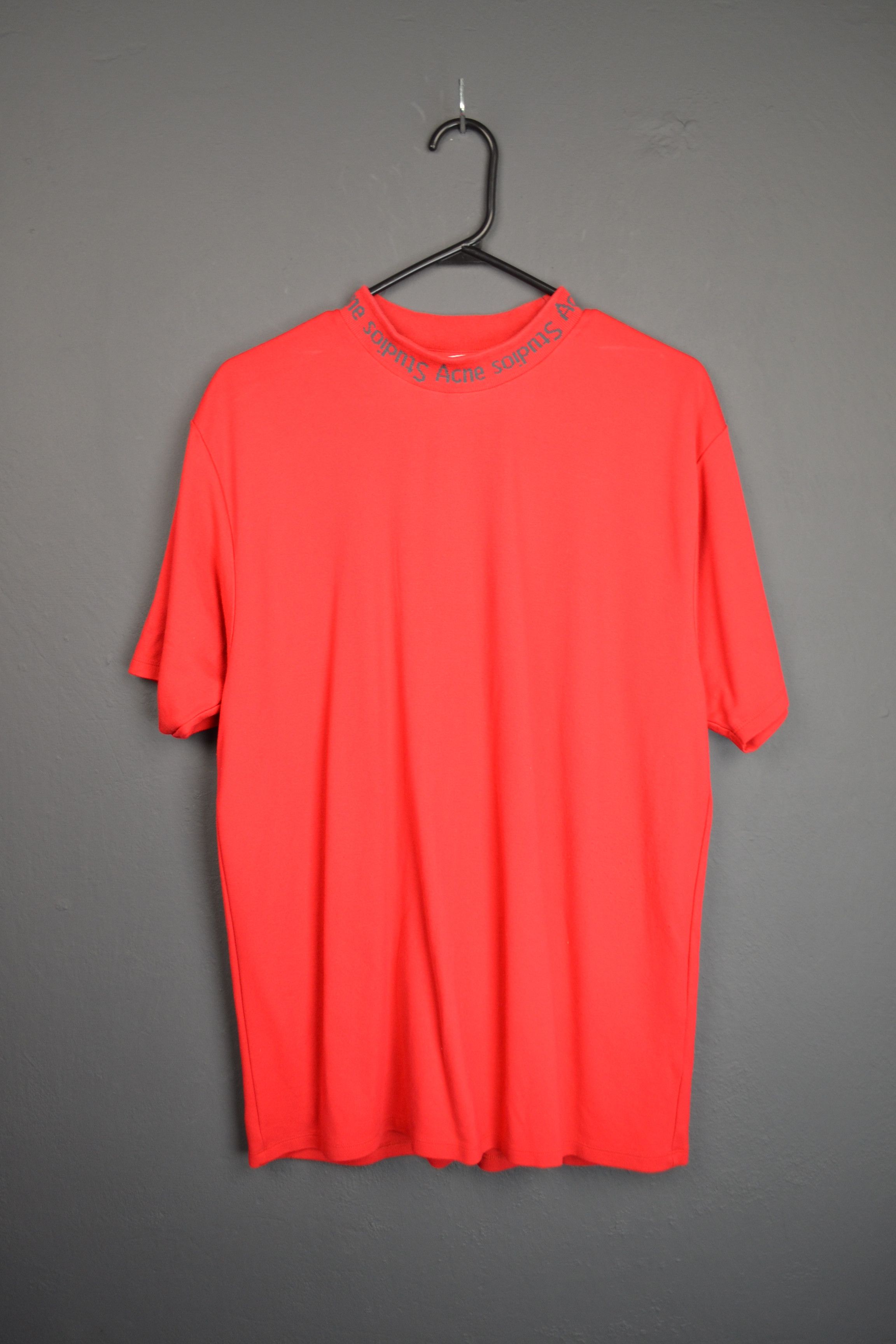 Acne Studios Acne Studios Red Navid Tshirt M Spellout Logo Size US M / EU 48-50 / 2 - 2 Thumbnail