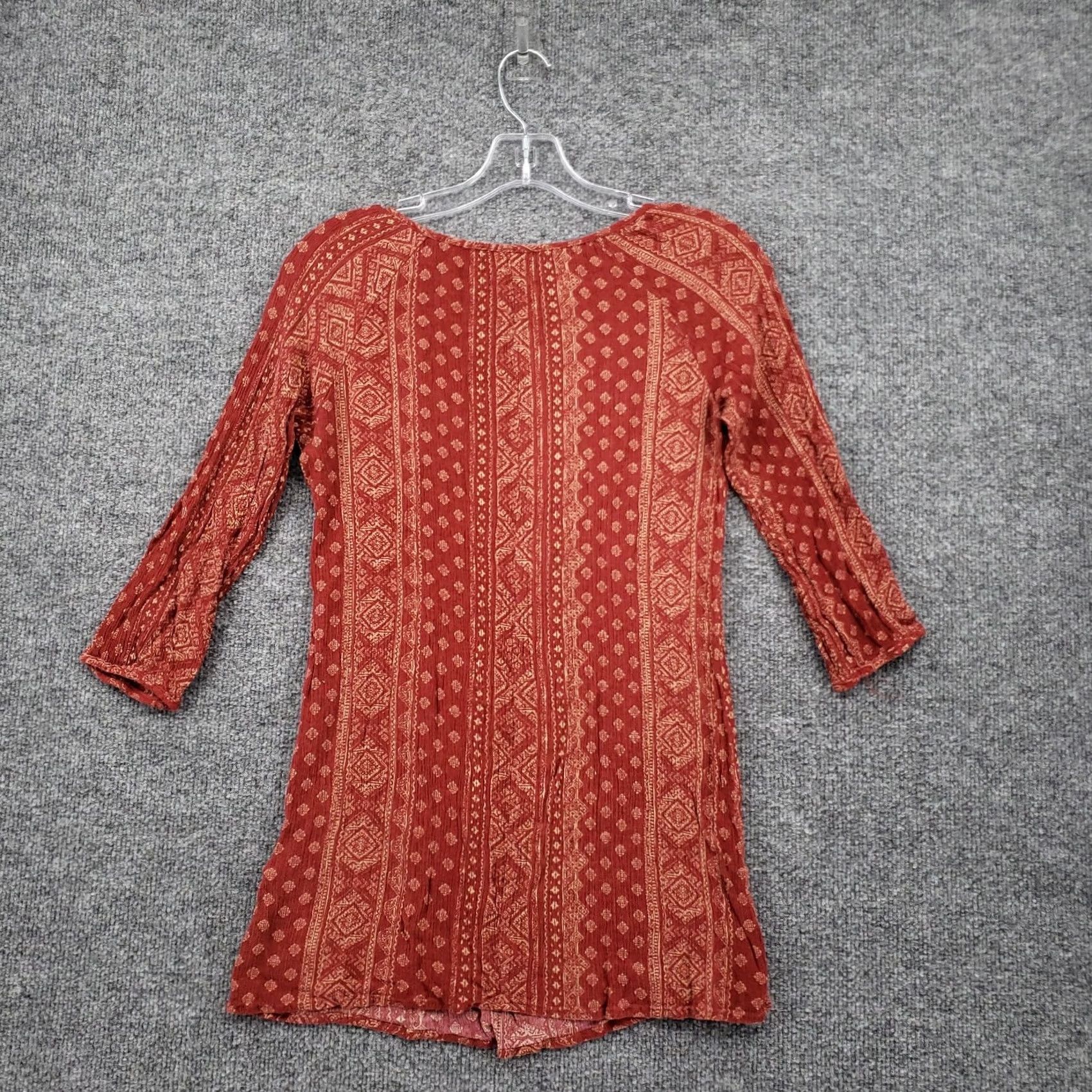 Forever 21 FOREVER 21 Blouse Womens S Small Red Bohemian Tasseled Tie 3/4 Sleeve Top Casual Size S / US 4 / IT 40 - 2 Thumbnail