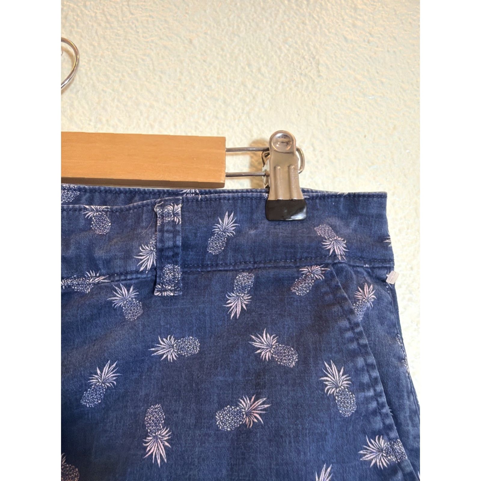Gap VINTAGE Gap WOMENS INDIGO KHAKI W/ PINEAPPLES PRINT 3" SHORT W/ POCKETS SIZE 10 Size 32" / US 10 / IT 46 - 5 Thumbnail