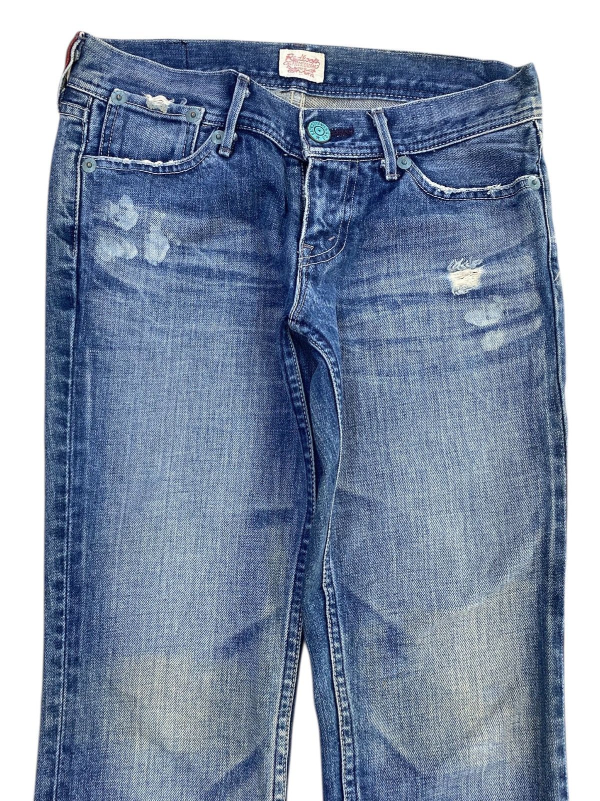 Levi's Levi’s Faded Wash Style Straight Cut Jeans Size US 28 / EU 44 - 2 Thumbnail