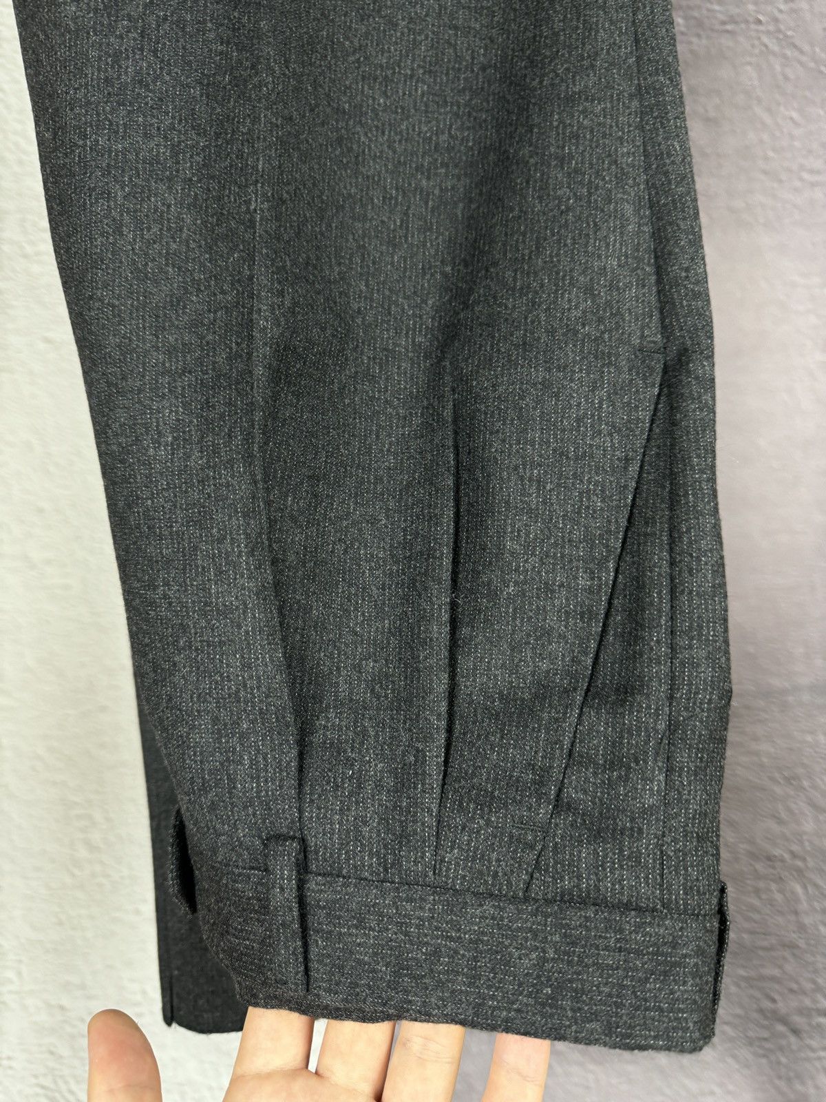 Burberry Burberry’s grey striped 2 pcs pure 110s wool suit 3 button Size 42R - 17 Thumbnail