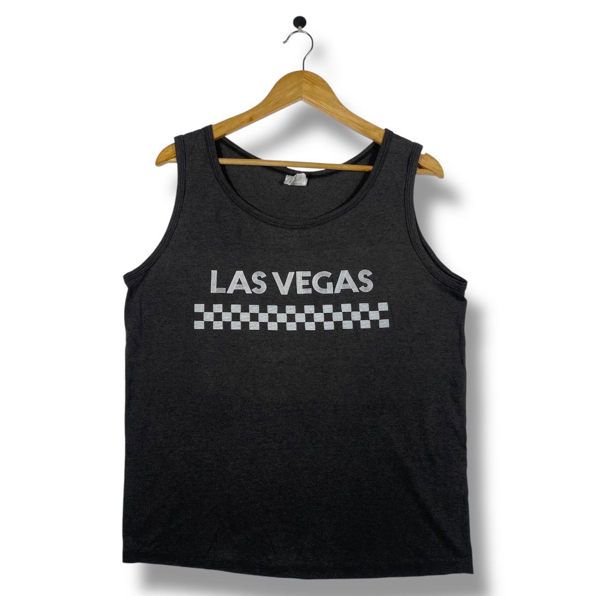 Vintage Vintage 80s LAS VEGAS Logo Tank Tops Extra Large Size Size US XL / EU 56 / 4 - 1 Thumbnail