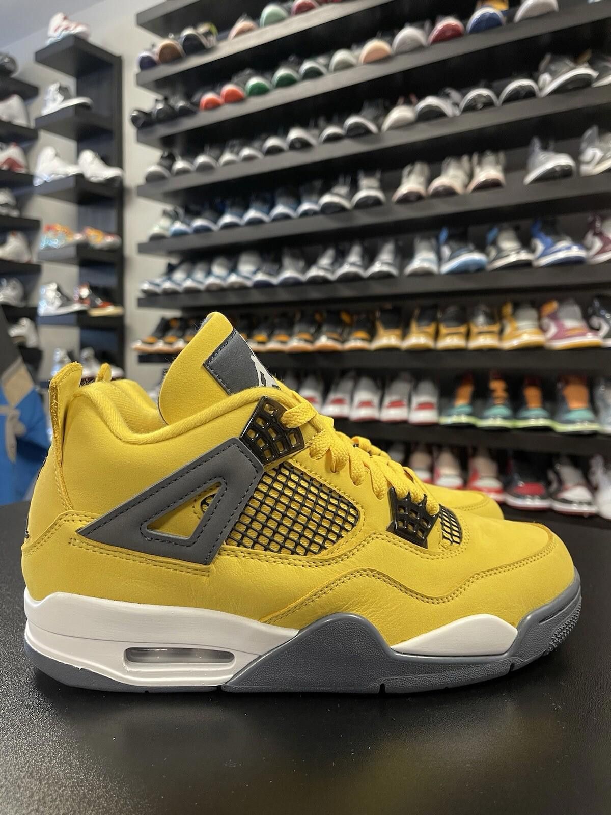 Nike Size 8 - Nike Air Jordan 4 Lightning 2021 CT8527-700 OG IV Size US 8 / EU 41 - 3 Thumbnail