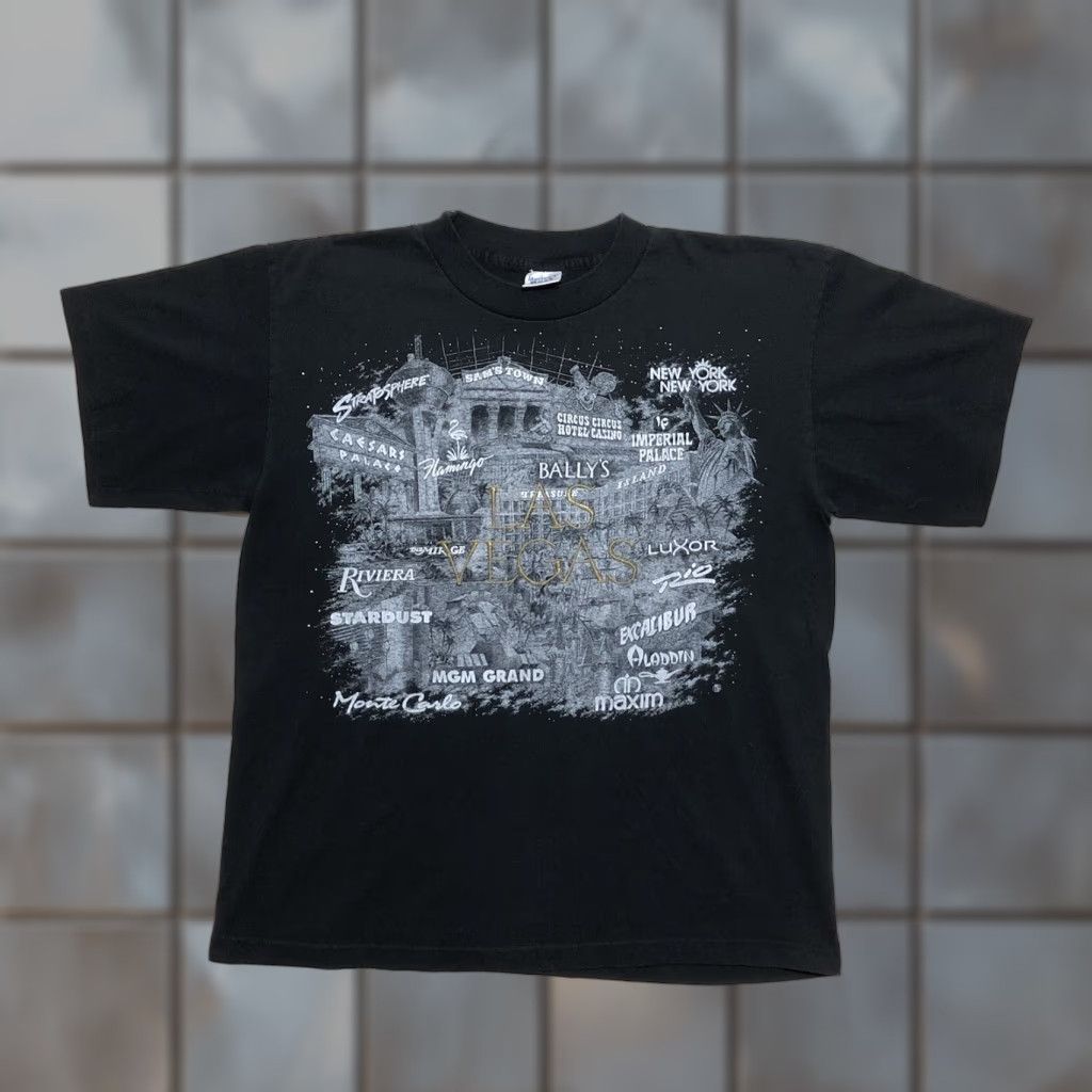 Vintage VINTAGE Murina Las Vegas Strip Hotels Graphic T-Shirt Embroidered Mens Size L Black Size US L / EU 52-54 / 3 - 1 Thumbnail