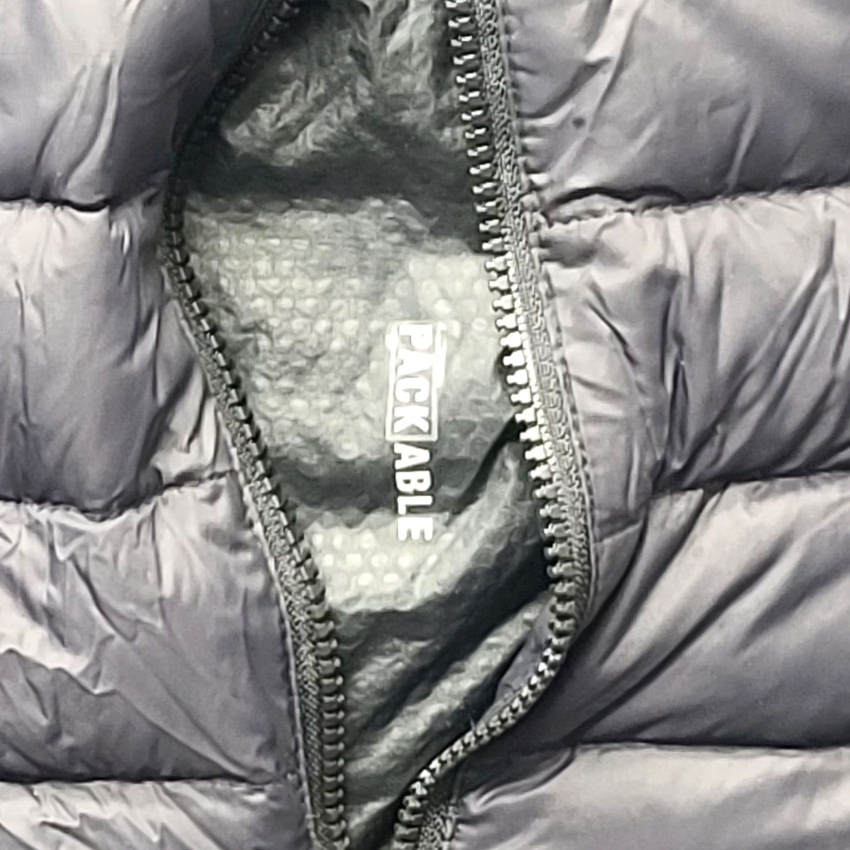 Vintage Columbia Titanium Omni-Heat 3D Down Jacket Mens L Black Puffer Packable Wrist Zipped Pockets 800 Fill Water Resistant Casual Winter Size US L / EU 52-54 / 3 - 7 Thumbnail