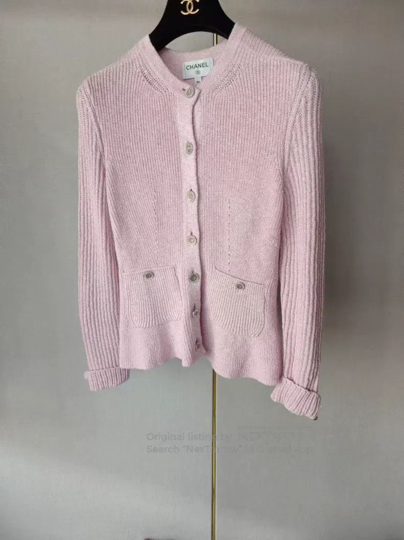 Chanel Chanel Sweater Size XXS / US 00 / IT 34 - 1 Thumbnail