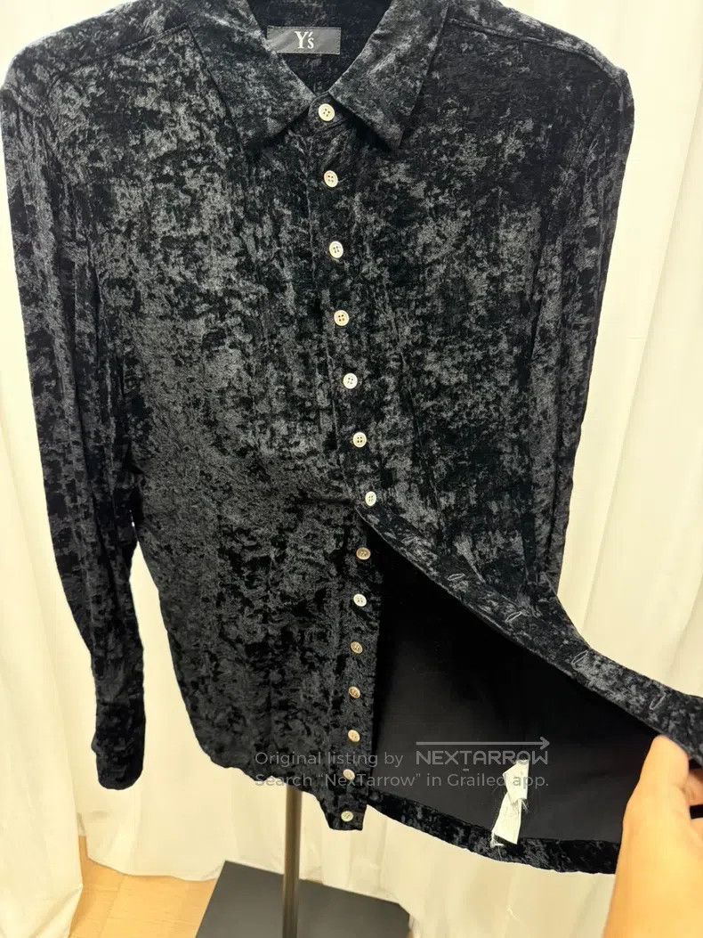 Yohji Yamamoto YOHJI YAMAMOTO Asymmetrical Velvet Shell Button Shirt Size US XS / EU 42 / 0 - 5 Thumbnail