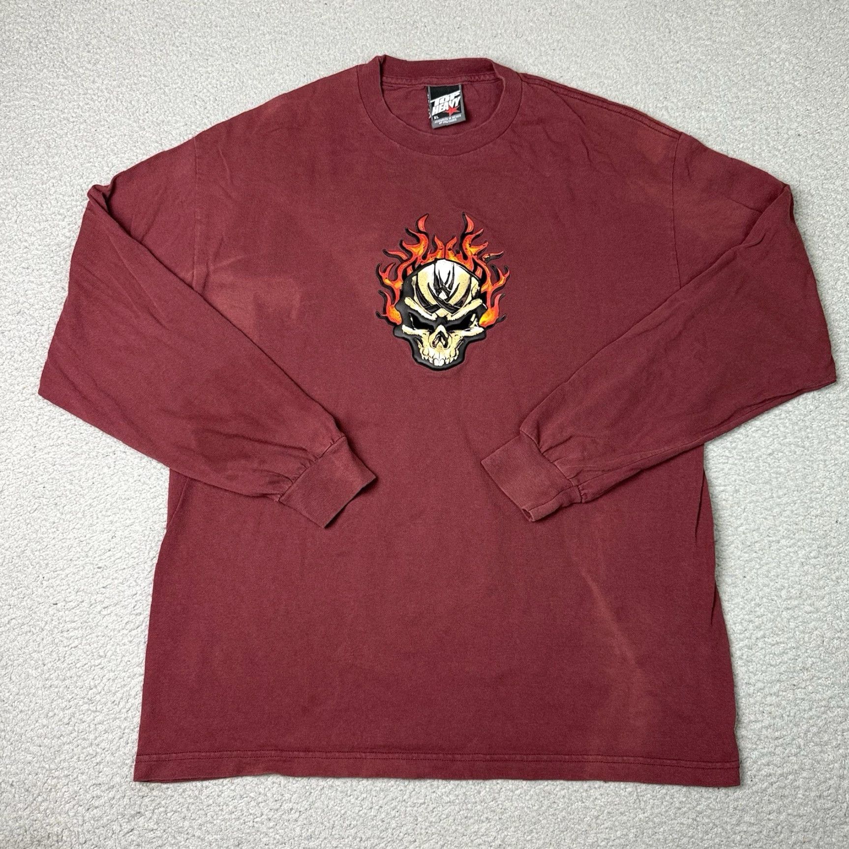 Vintage VINTAGE Top Heavy Shirt Mens XL Red Skull Flames Grunge Distressed 2000s T-Shirt Long Sleeve Crew Neck Graphic Print Size US XL / EU 56 / 4 - 2 Thumbnail