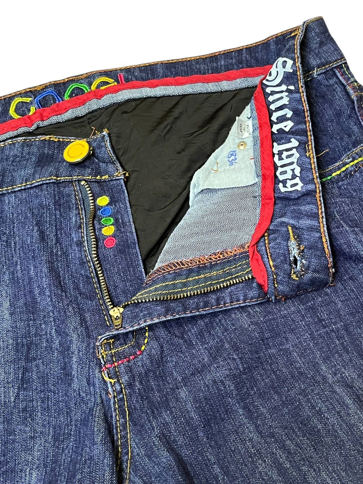 Coogi COOGI AUSTRALIA EMBROIDERY RASTA LOGO JEANS Size US 35 - 7 Thumbnail
