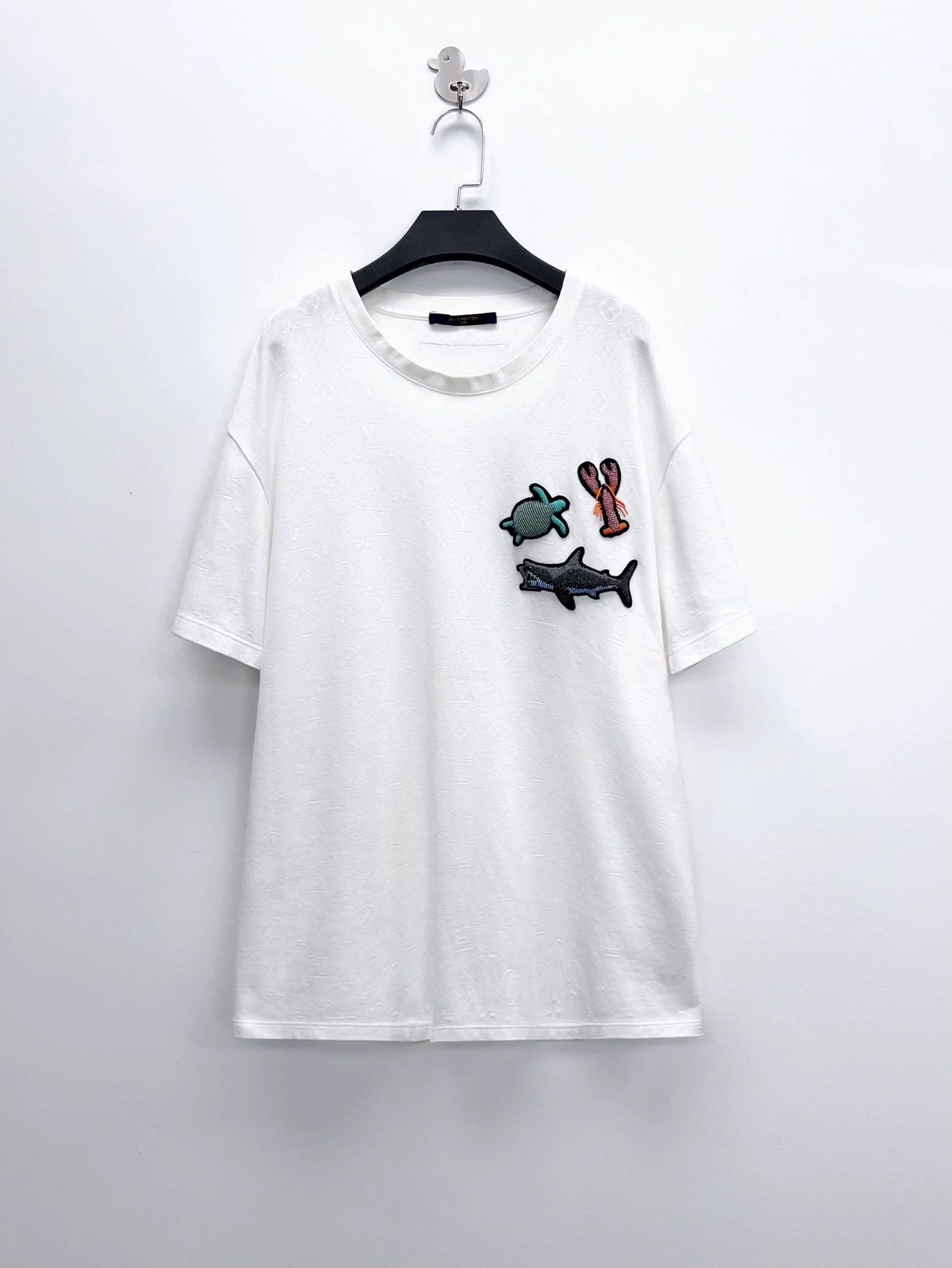 Louis Vuitton louis vuitton white marine animal short sleeve shirt Size US L / EU 52-54 / 3 - 1 Thumbnail