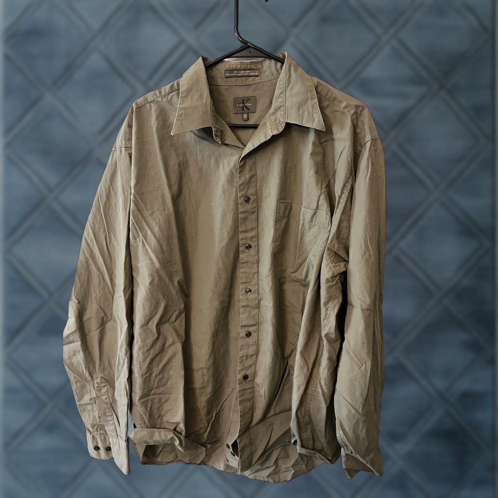 Vintage Calvin Klein Jeans Button-Up Shirt Men 17.5 Beige Cotton Long Sleeve Regular Size 17.5 Mens Beiges Size US XL / EU 56 / 4 - 1 Thumbnail
