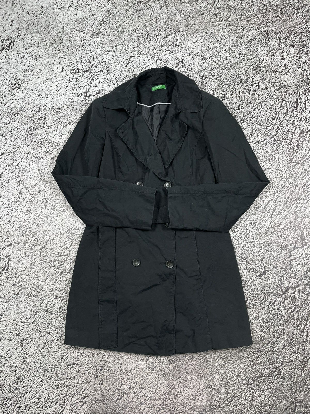 Vintage Vintage UNITED COLOUR Of BENETTON old money Trench Coat Size L / US 10 / IT 46 - 2 Thumbnail