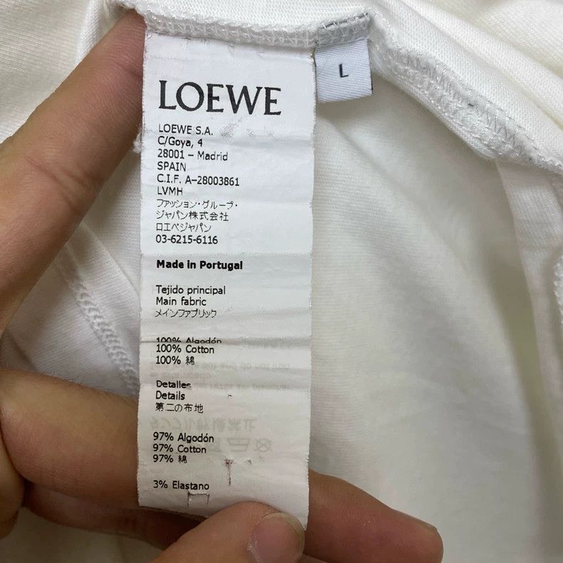 Loewe loewe white short sleeves 2504-Nextarrow Size US L / EU 52-54 / 3 - 4 Thumbnail