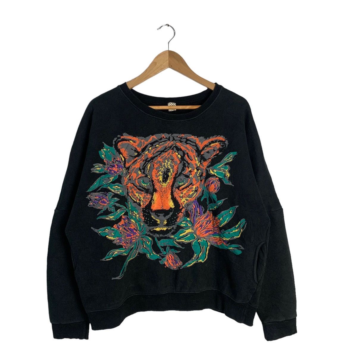 Ogazzakki Tiger Print Sweatshirt