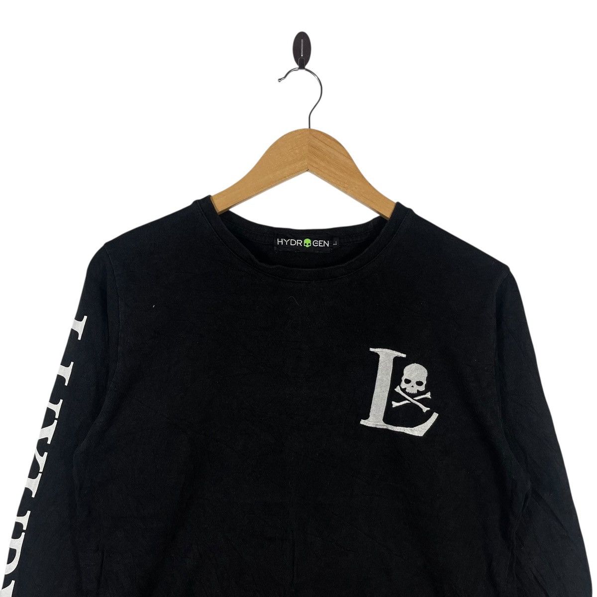Vintage Hydrogen “Luxury” Skull Long Sleeve Tee | Italian Streetwear Size US L / EU 52-54 / 3 - 3 Thumbnail