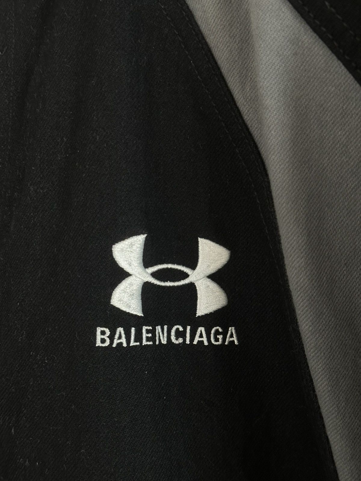 Balenciaga × Under Armour Balenciaga Under armor sample Size US XL / EU 56 / 4 - 2 Thumbnail