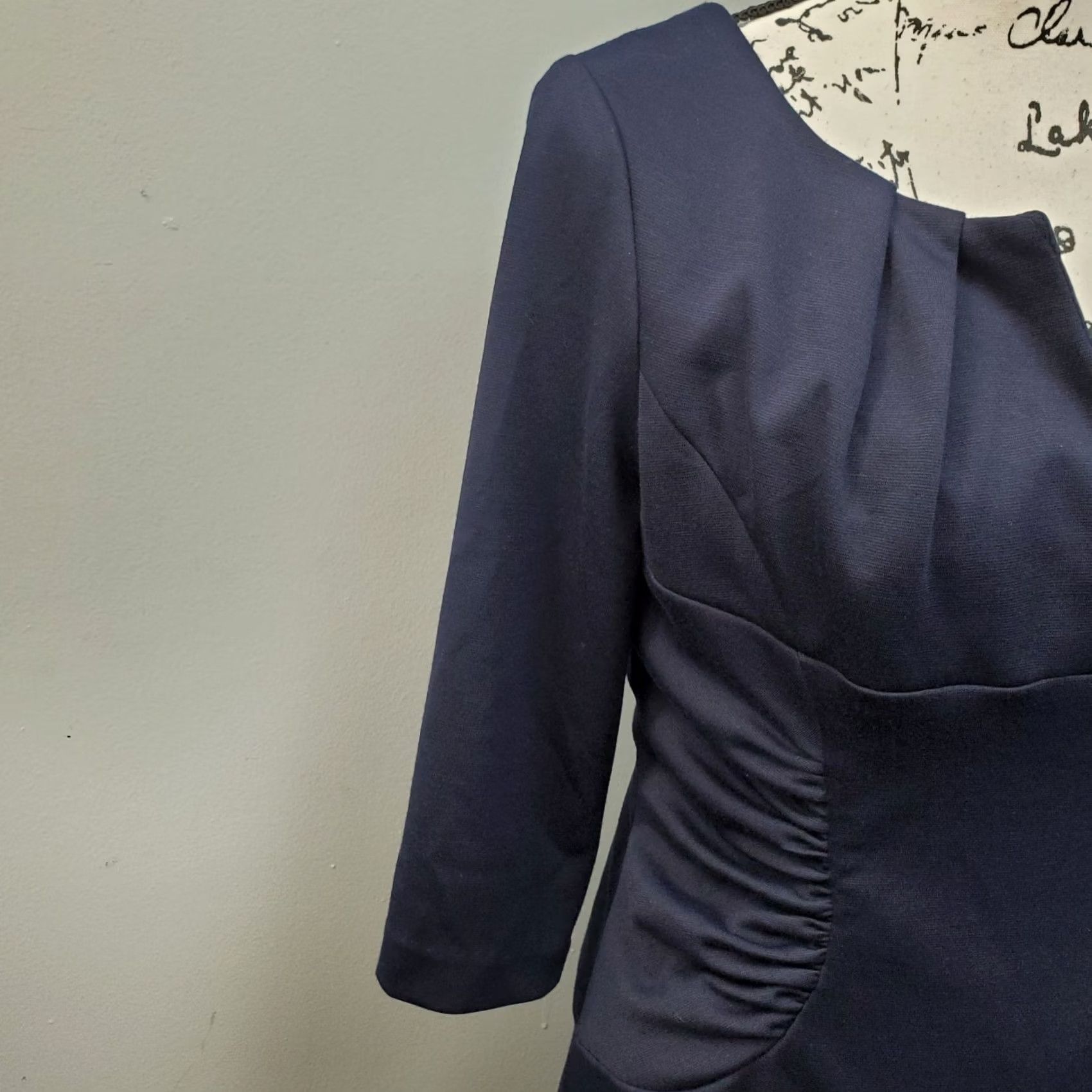 Adrianna Papell Adrianna Papell Bodycon Dress Womens 8P Navy Ruched Side Split Neck Back Zip Dress Size M / US 6-8 / IT 42-44 - 4 Thumbnail