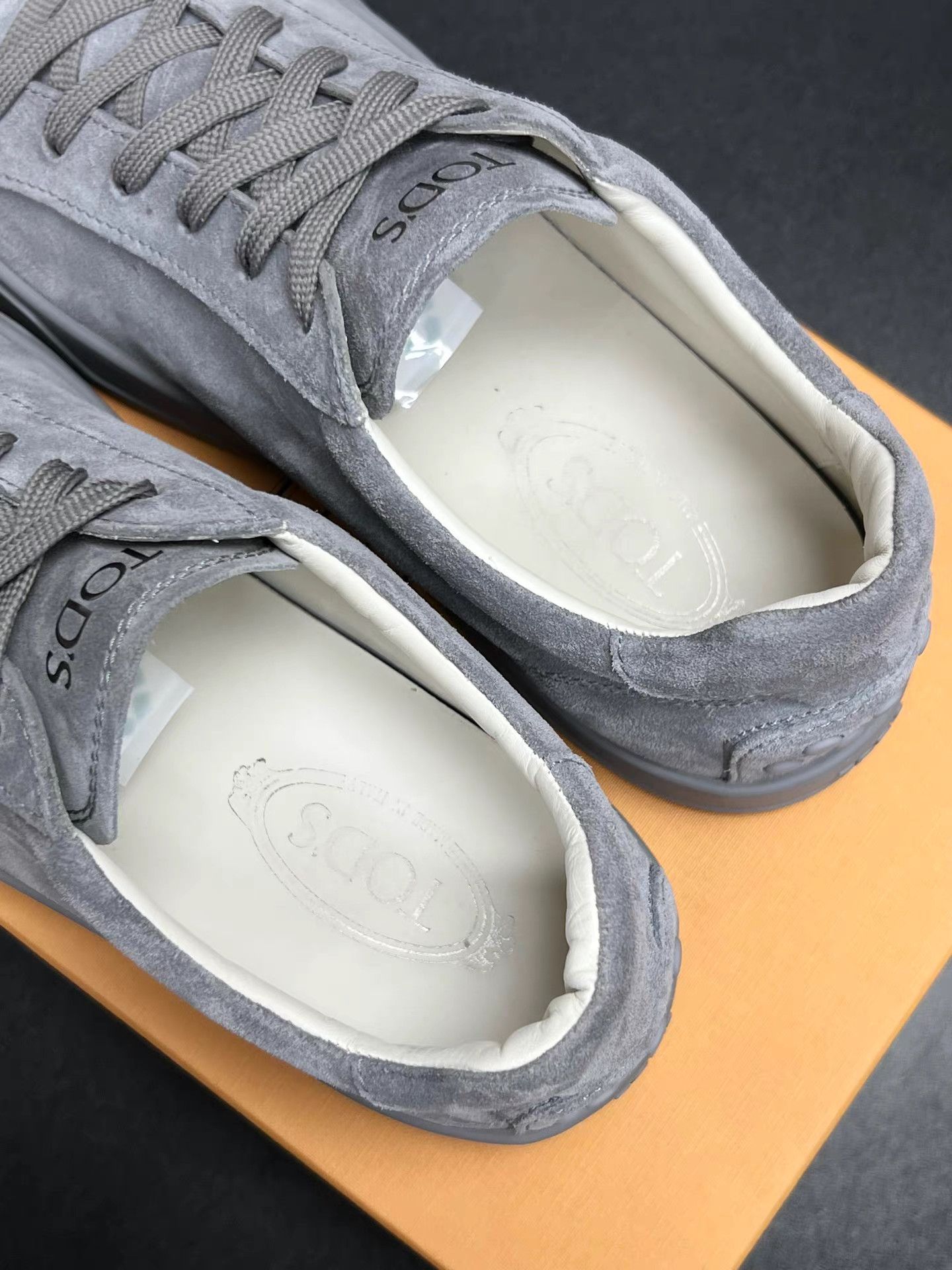 Tod's TOD'S Grey Suede Low-Top Sneakers K15 Size US 10 / EU 43 - 4 Thumbnail