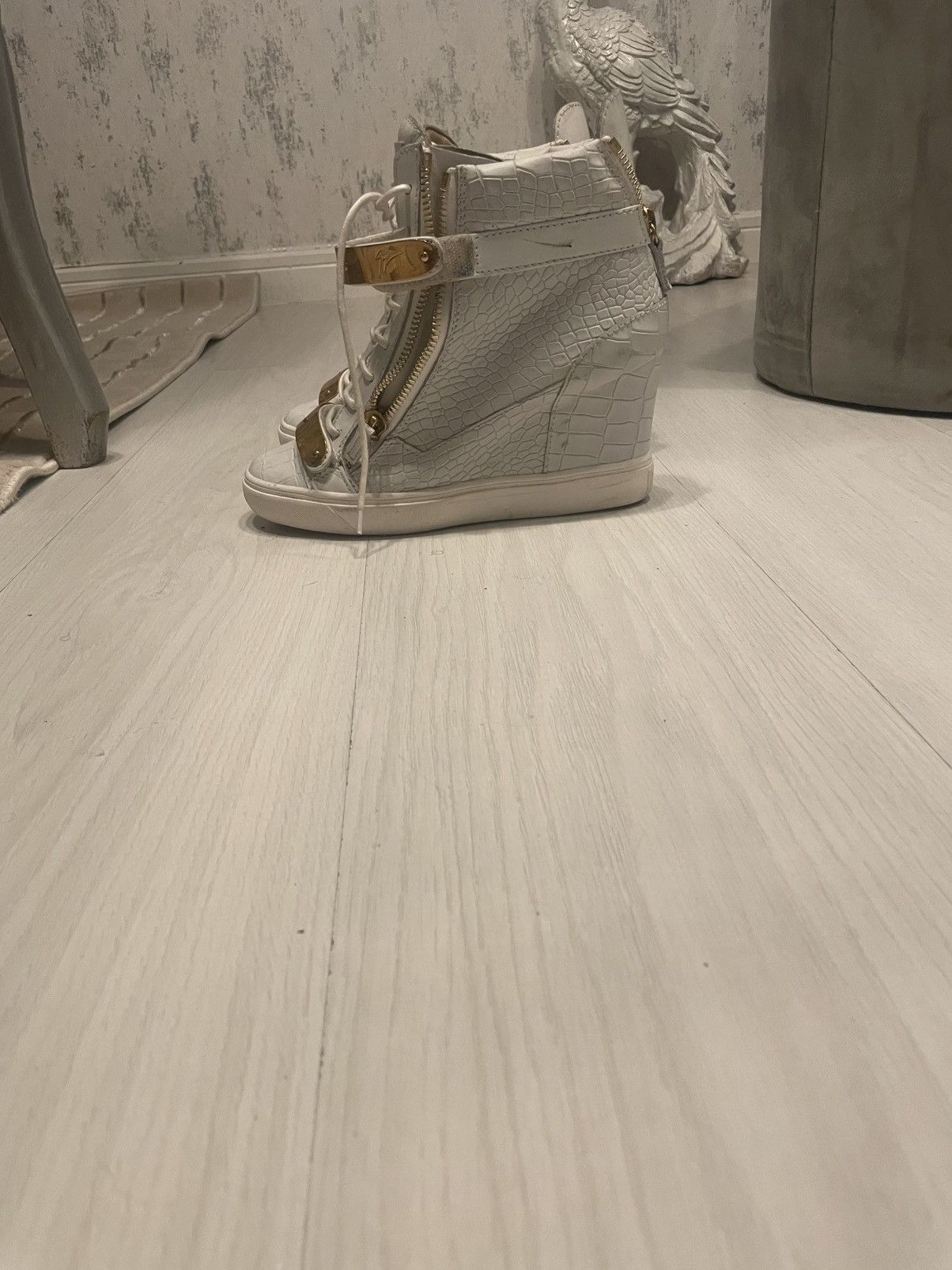 Giuseppe Zanotti Guiseppe zanotti grey croc embossed leather HT wedge sneaker Size US 8 / IT 38 - 3 Thumbnail