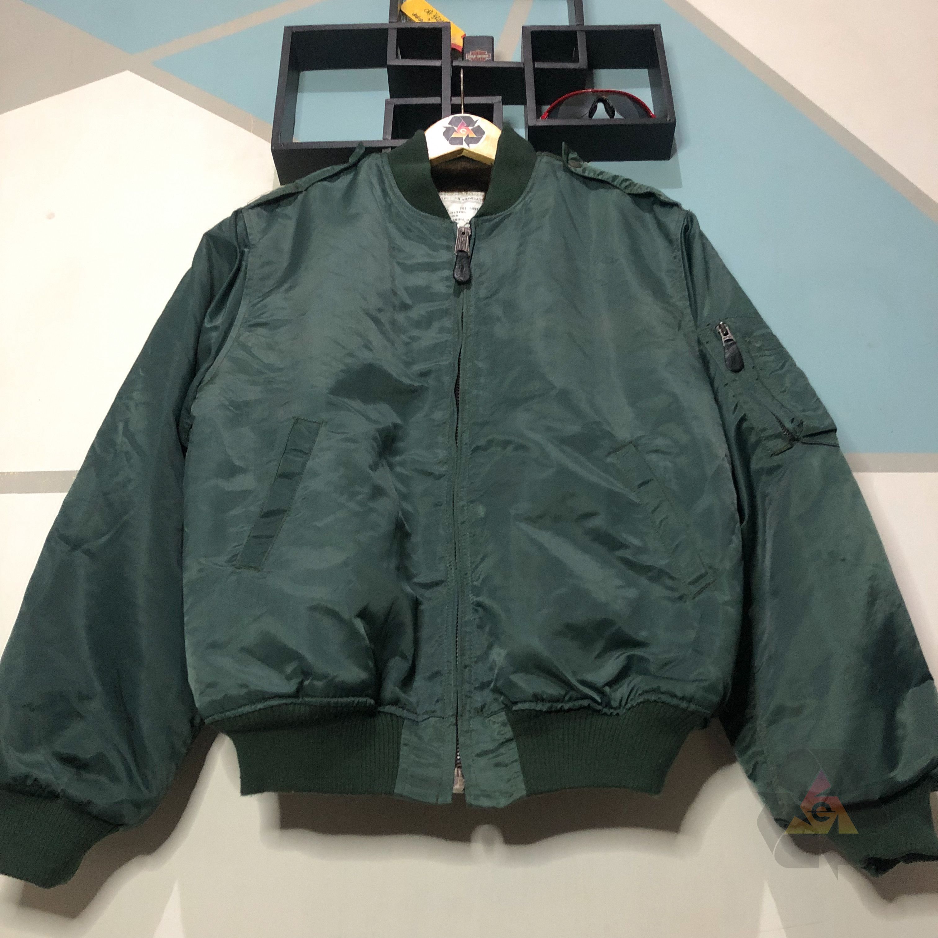 Alpha Industries Vintage Alpha Industries Flayer's Mil-J-82790J USAF Bombers Size US L / EU 52-54 / 3 - 4 Thumbnail