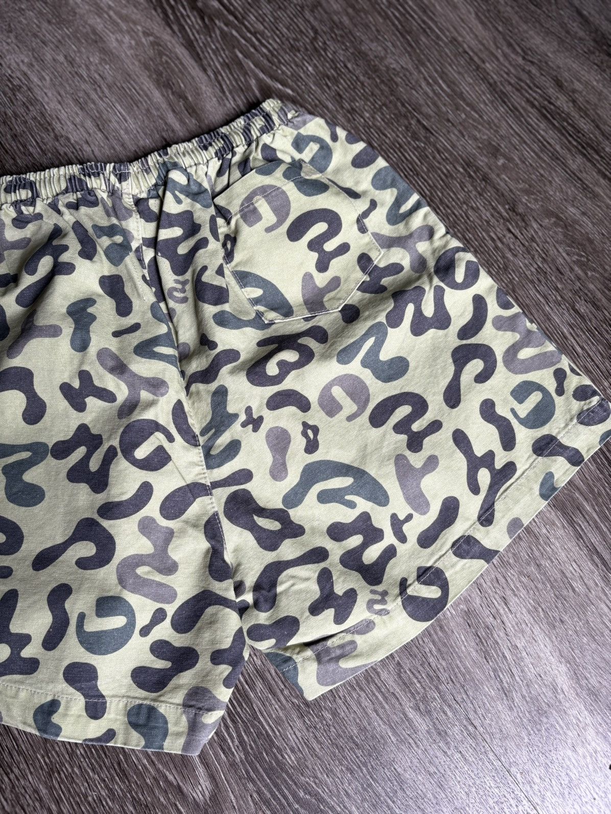Gallery Dept. Gallery Dept. Green Camo Zuma Shorts Size US 29 - 6 Thumbnail