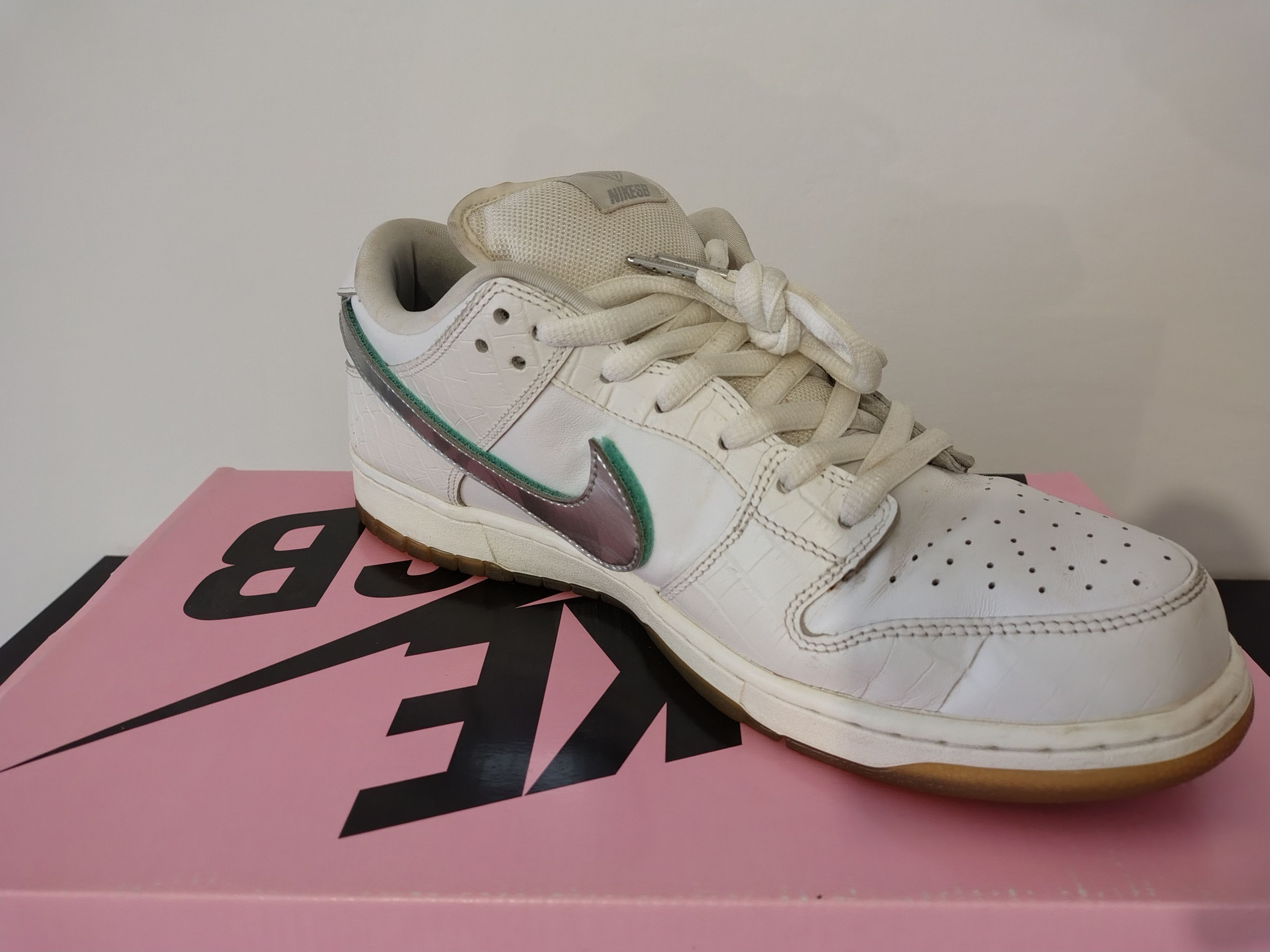 Nike SB Nike SB Dunk Low Diamond Supply Co. White Diamond Size US 13 / EU 46 - 3 Thumbnail