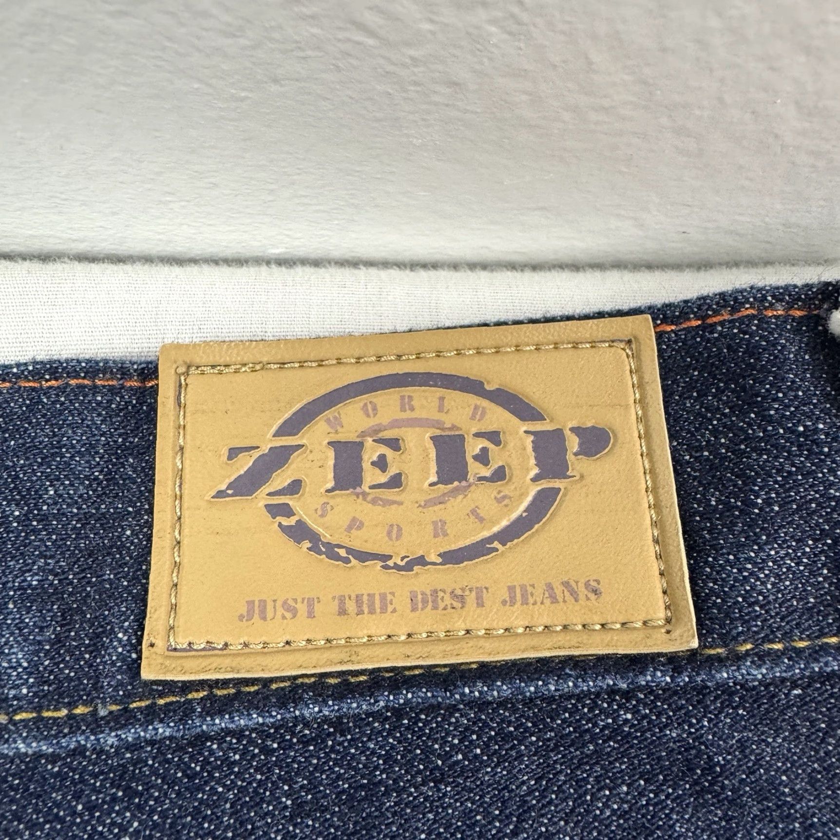 Vintage VINTAGE Zeep Jeans Men Adult 36x34 Baggy Hip Hop Embroidered Y2K Hipster Relaxed Jeans Blue 90s Grunge Straight Mens Size US 36 / EU 52 - 4 Thumbnail