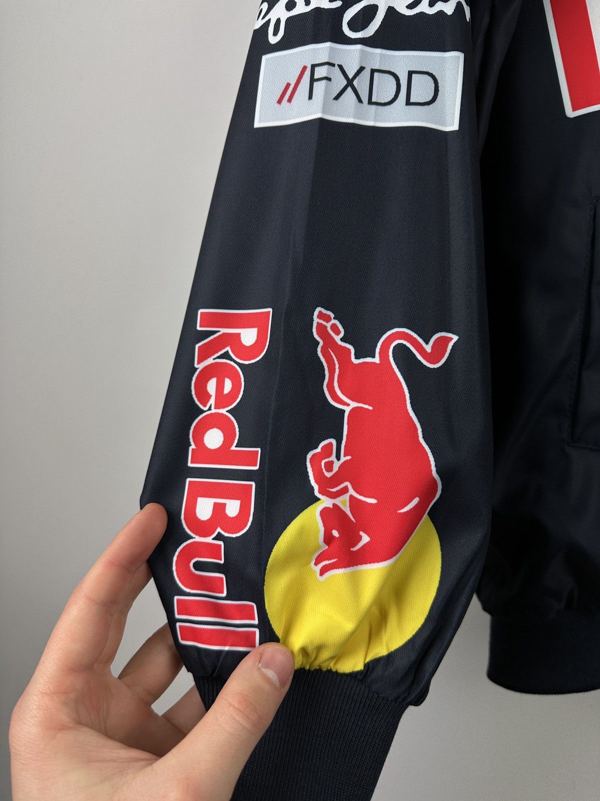 Formula 1 × Red Bull Vintage Red Bull Infinity F1 Racing Light Jacket Size US M / EU 48-50 / 2 - 6 Thumbnail