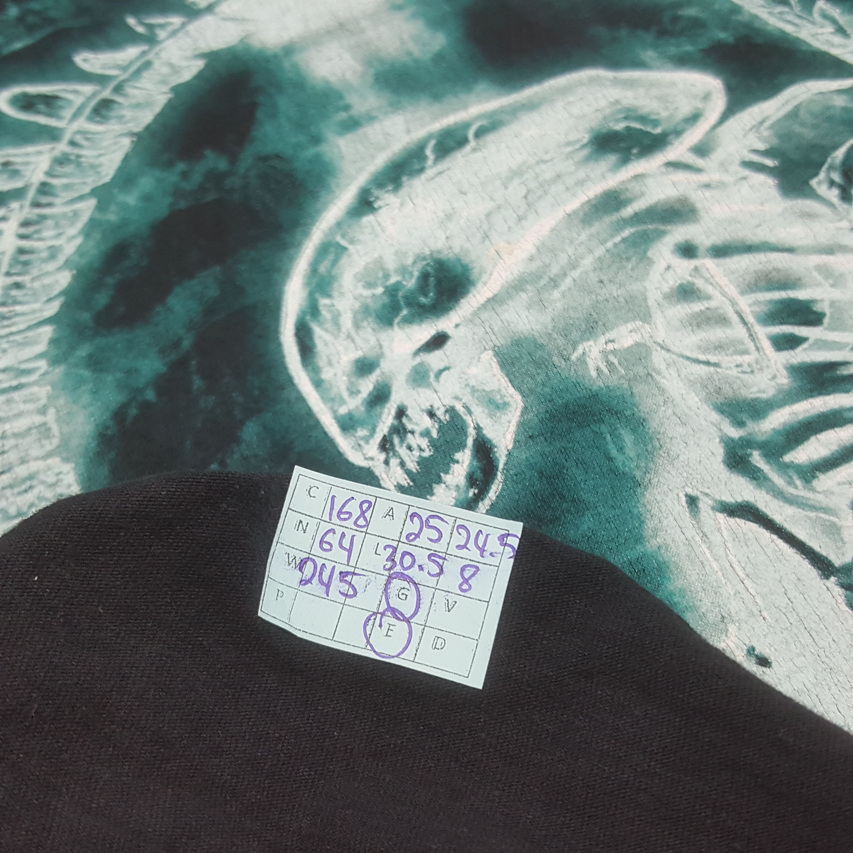 Vintage Vintage Alien Movie Tshirt Size US XXL / EU 58 / 5 - 7 Thumbnail