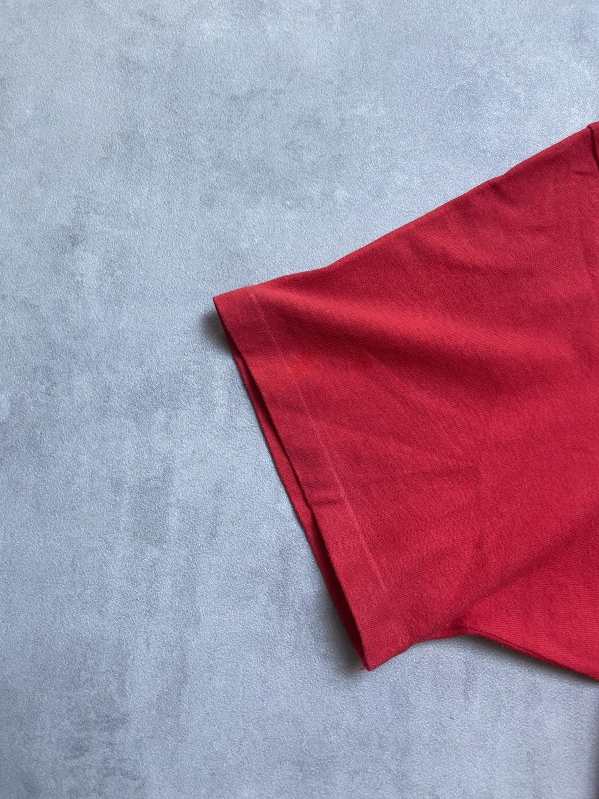 Band Tees 90’s vintage og nervous records new york red tee made in usa Size US XL / EU 56 / 4 - 8 Thumbnail