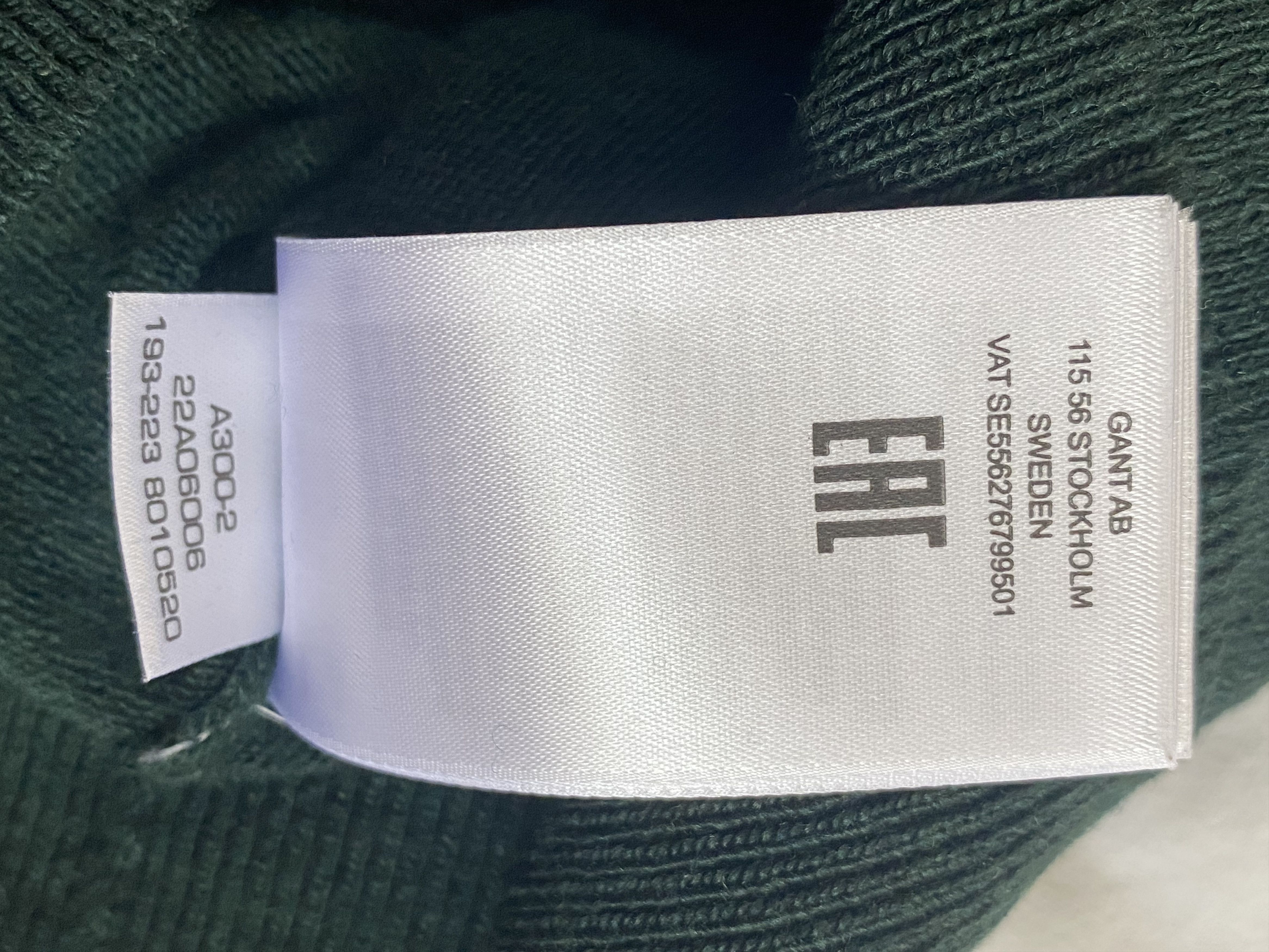 Gant GANT - EXTRA FINE LAMBSWOOL 100% v-neck sweater knit size L Size US L / EU 52-54 / 3 - 8 Thumbnail