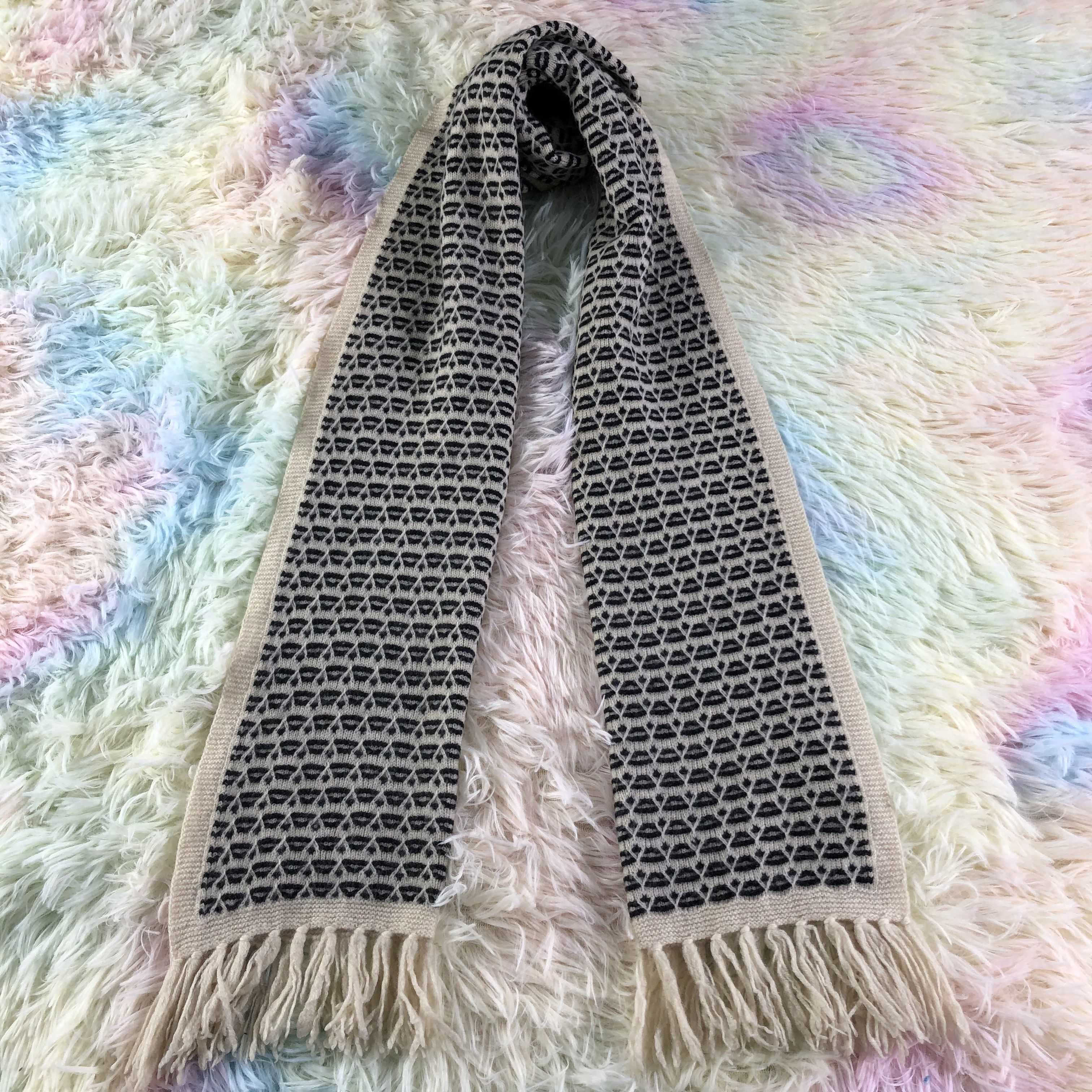 Michael Kors Michael Kors Scarf / Muffler / Neckwear - KM441 Size ONE SIZE - 1 Thumbnail