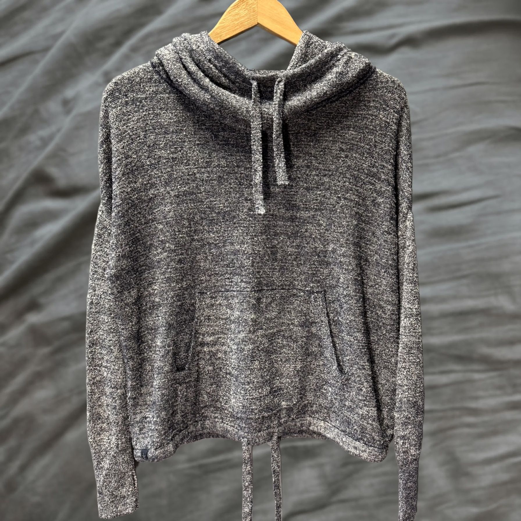 Vintage Barefoot Dreams Pullover Hoodie Womens Medium CozyChic Lite Knit Sweater Pockets Size M / US 6-8 / IT 42-44 - 1 Thumbnail