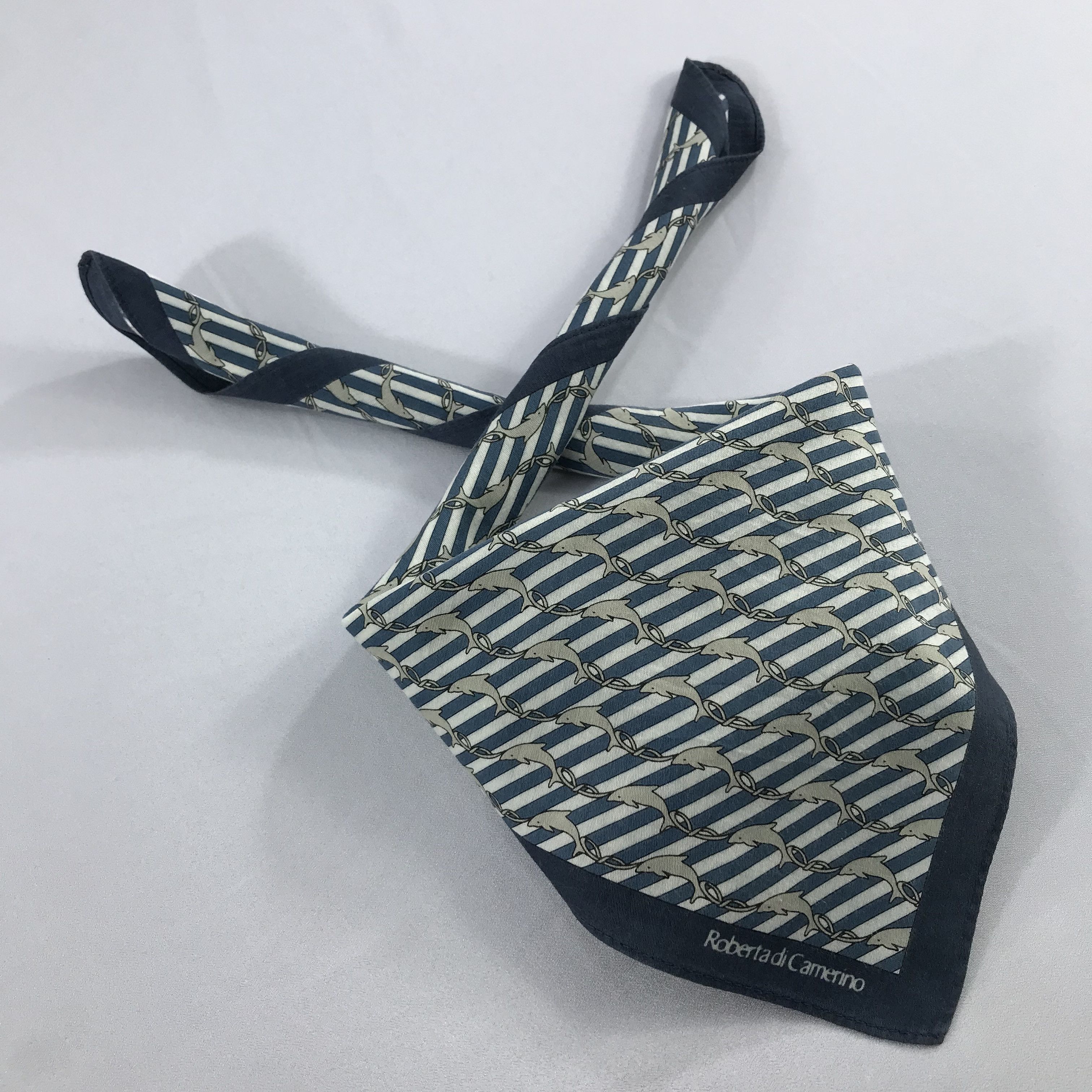 Roberta di Camerino × Vintage Roberta Di Camerino Bandana /Handkerchief/Neckerchief -S2170 Size ONE SIZE - 4 Thumbnail