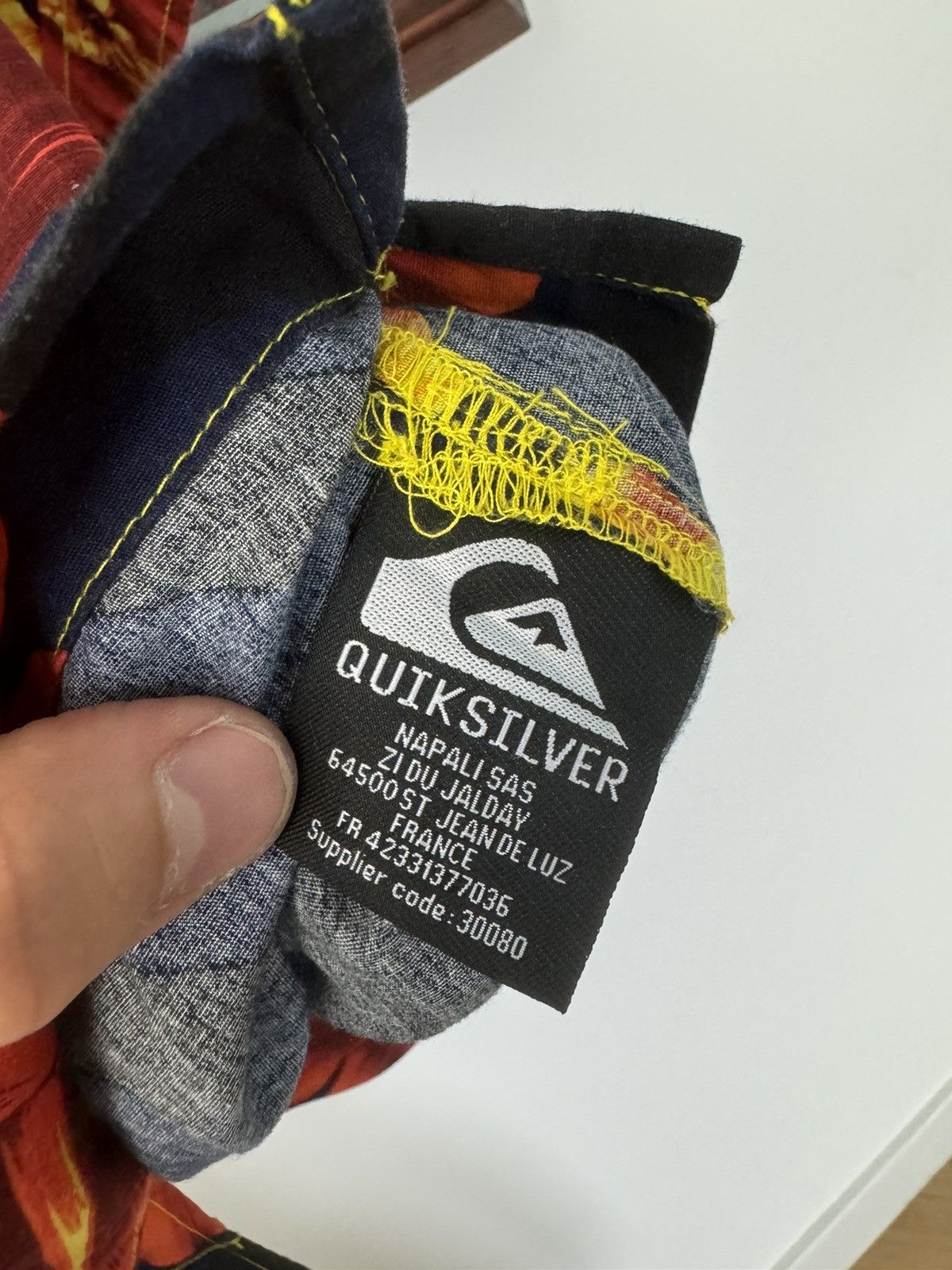 Quiksilver Vintage Button Up Shirt Hawai Floar Surf Quiksilver Skate Size US L / EU 52-54 / 3 - 5 Thumbnail