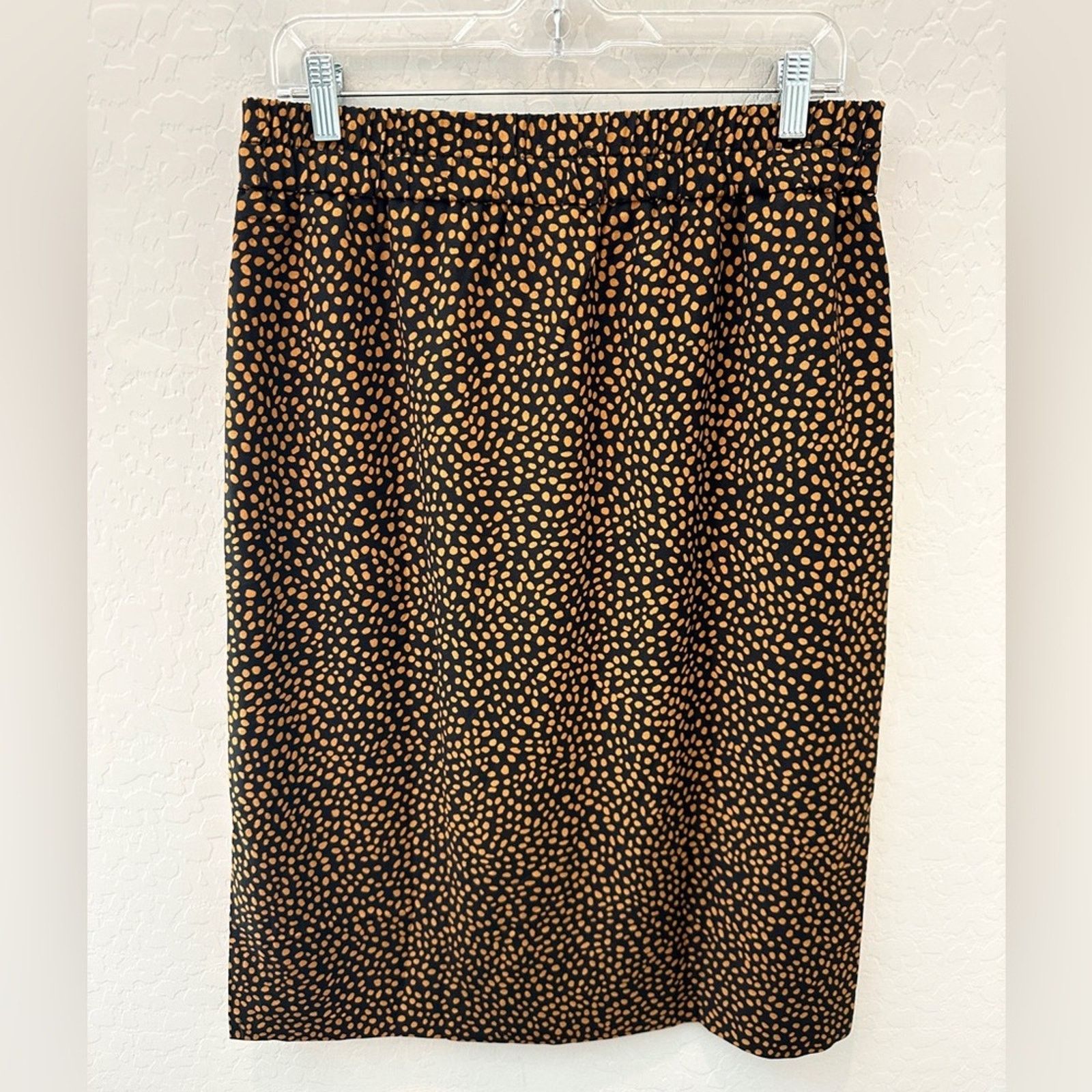 J.Crew J.CREW | Black Gold Polka Dot Classic Side Slit Midi Skirt Size 30" / US 8 / IT 44 - 4 Thumbnail