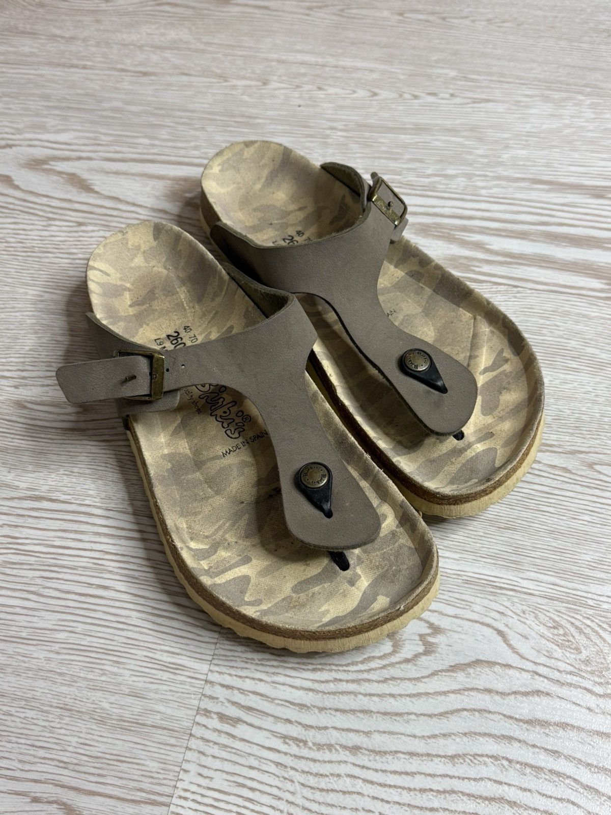 Birkenstock Birkenstock Gizeh sandals size 40 Size US 7 / EU 40 - 2 Thumbnail