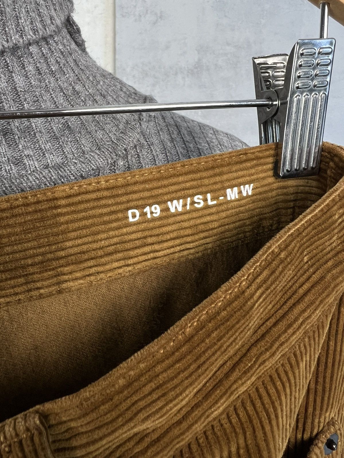 Saint Laurent Paris Seint Laurent Corduroy Velvet Pants Size 28 Size 28" / US 6 / IT 42 - 7 Thumbnail