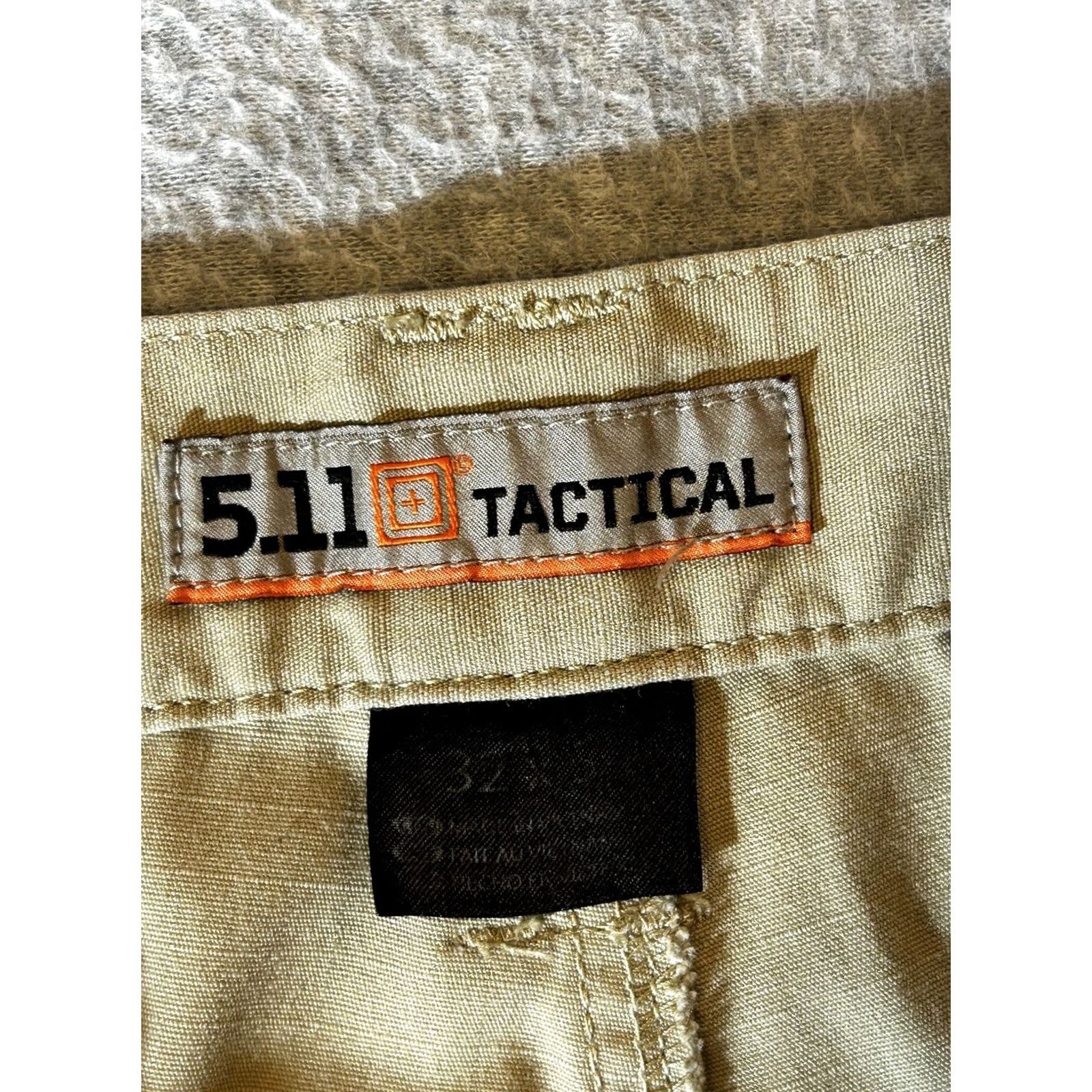 Vintage 5.11 Tactical Pants Mens 32x28 Khaki Cargo Ripstop Workwear Taclite Pro Cargo Pants Mens 32 Beige KD 5.11 Mens Pants Beige 32x28 Size US 32 / EU 48 - 6 Thumbnail
