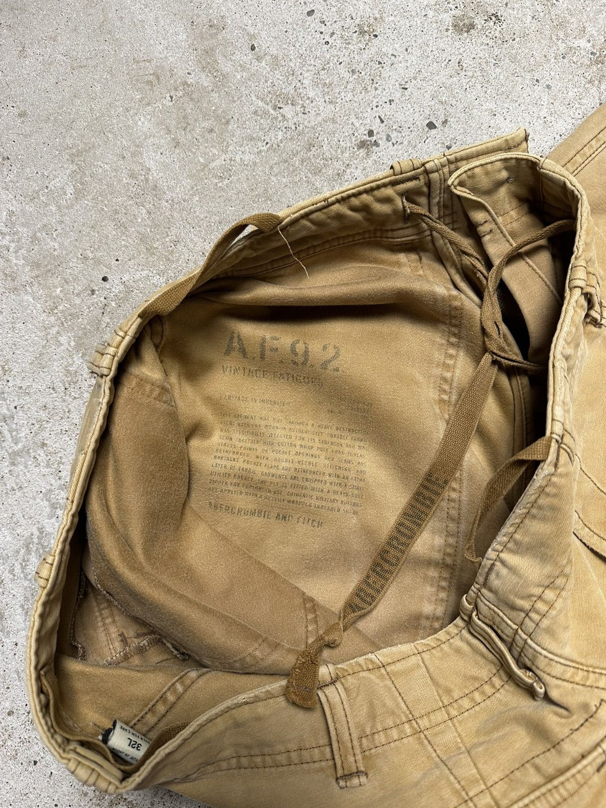 Abercrombie & Fitch Vintage Y2K Abercrombie & Fitch Baggy Parachute Pants AF92 Size US 32 / EU 48 - 11 Thumbnail