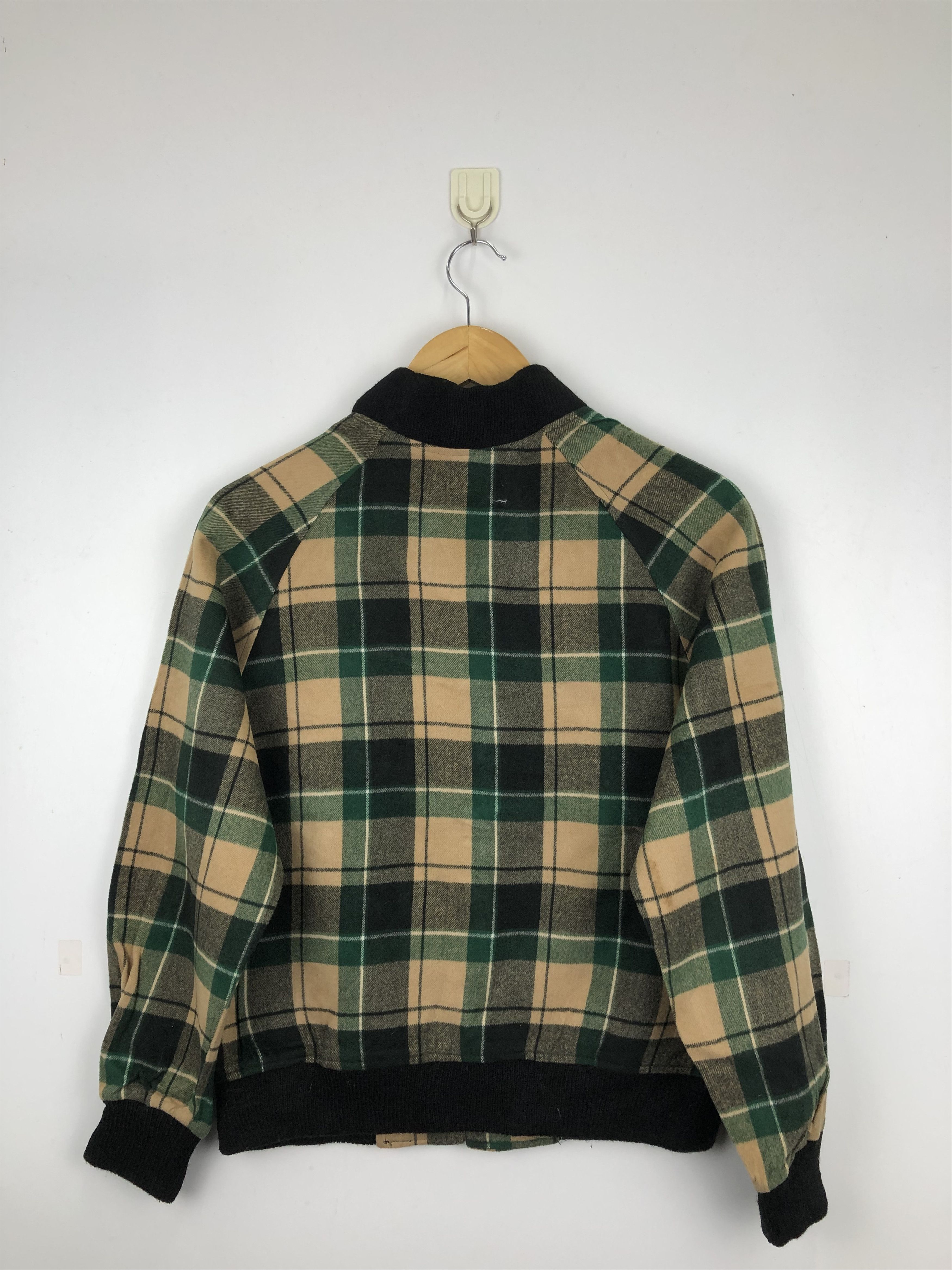 Japanese Brand Vintage Japanese Brand Zipper Varsity Jacket Checkered V0446 Size US M / EU 48-50 / 2 - 3 Thumbnail