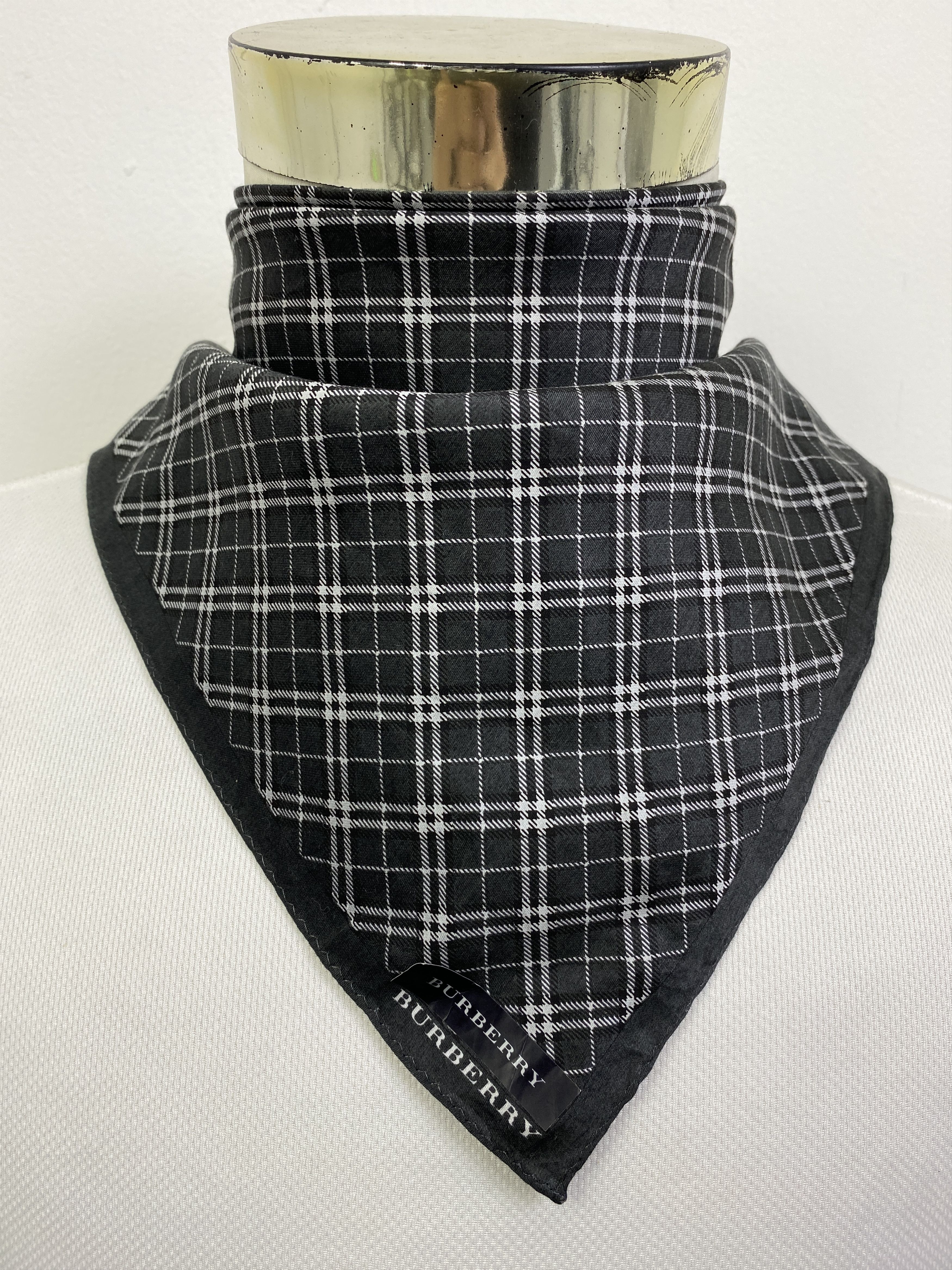 Burberry Vintage Burberry Handkerchief / Neckerchief KT0039 Size ONE SIZE - 2 Thumbnail