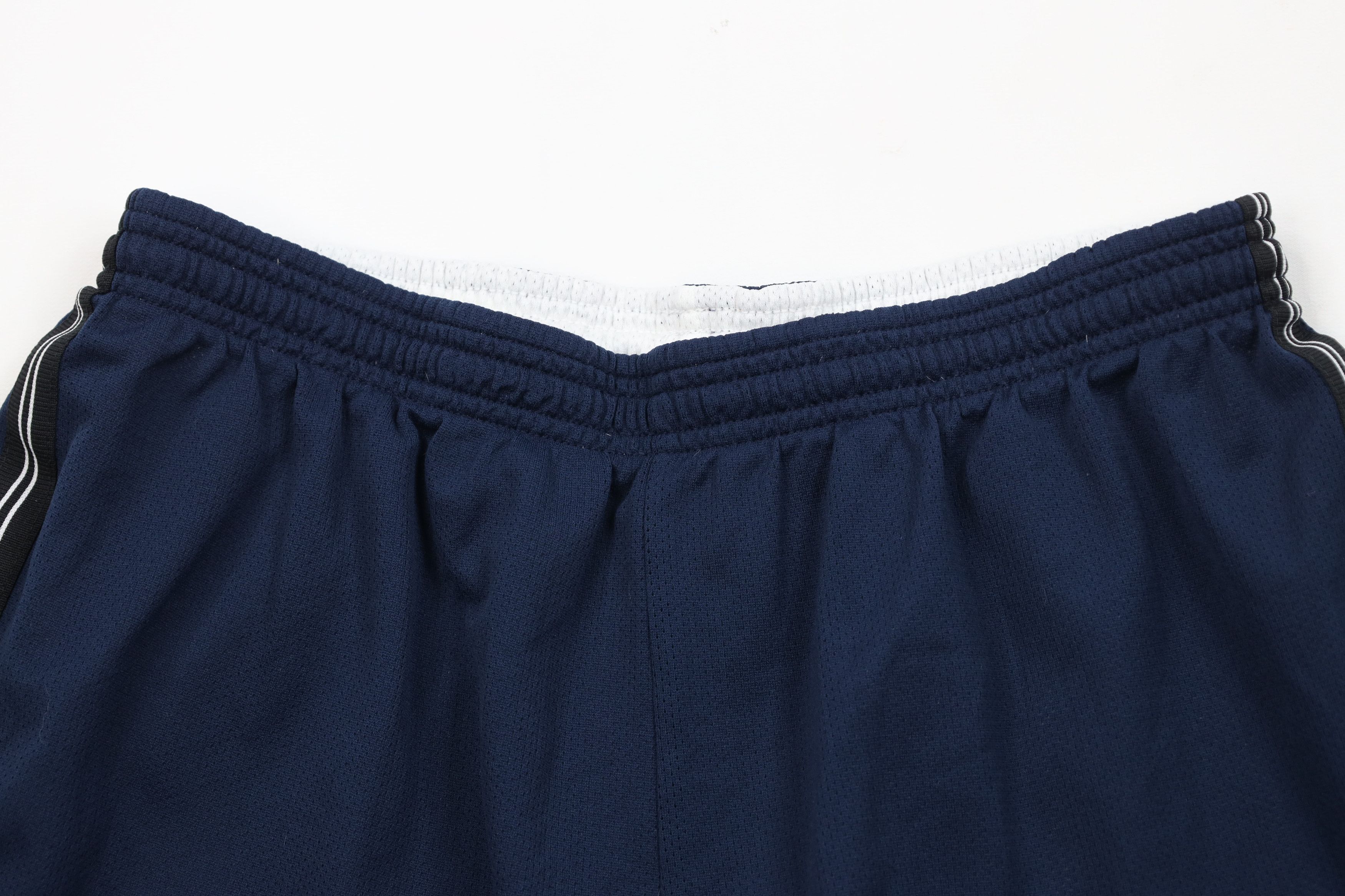 Nike Vintage 90s Y2K Nike Mini Swoosh Reversible Soccer Shorts Size US 36 / EU 52 - 2 Thumbnail