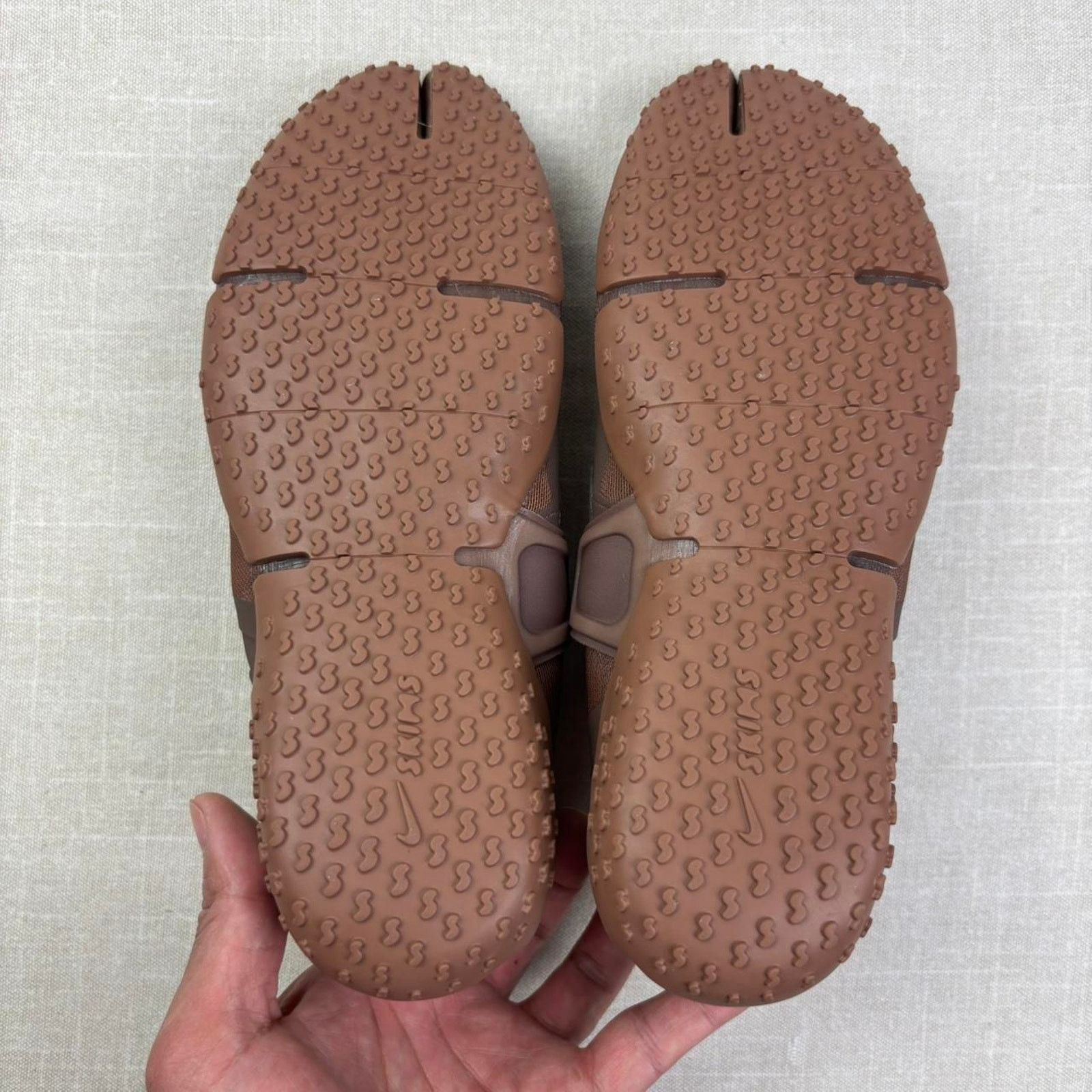 SKIMS 🦂 SKIMS x Nike Rift Mesh “Archaeo Brown” 7W Size US 7 / IT 37 - 5 Thumbnail