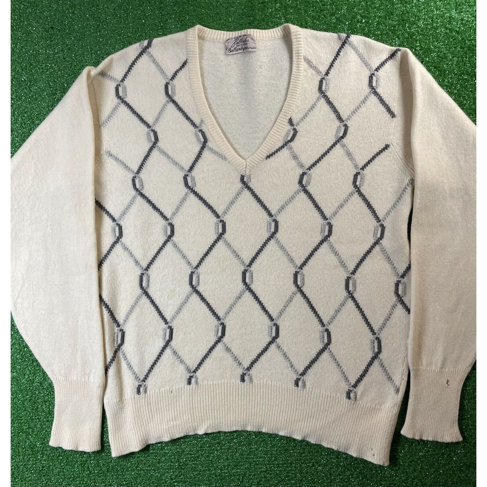 Vintage Vintage 50s Cashmere Knit Chain Link Textured Cream Sweater Size S / US 4 / IT 40 - 2 Thumbnail