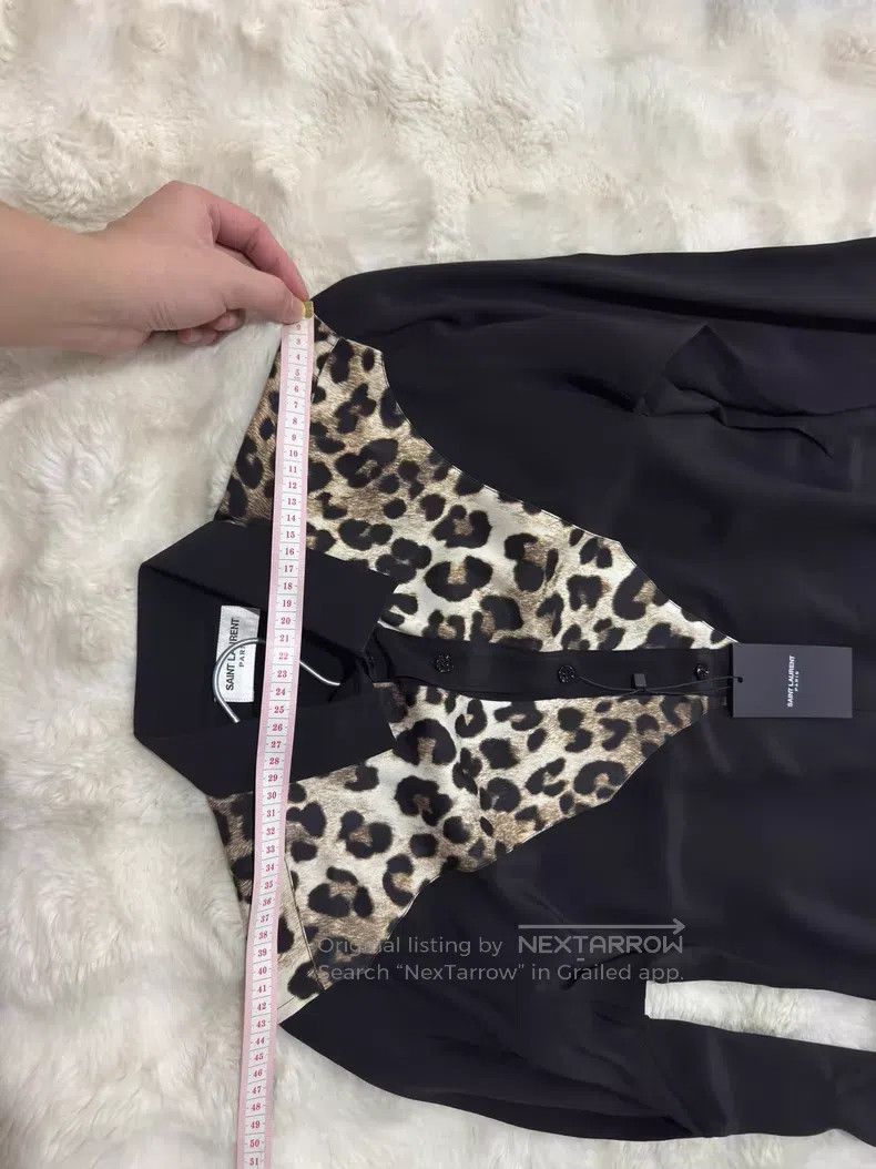 Saint Laurent Paris Saint Laurent Paris Size 38 Leopard Print Silk Shirt i Size US S / EU 44-46 / 1 - 7 Thumbnail