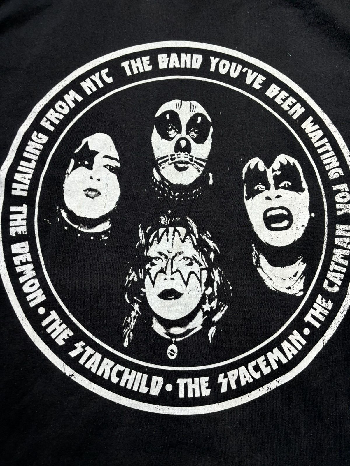 KISS × Vintage KISS (2018) Classic Logo Spellout Glam Metal Rock Hoodie Size 4XL / US 24-26 - 9 Thumbnail