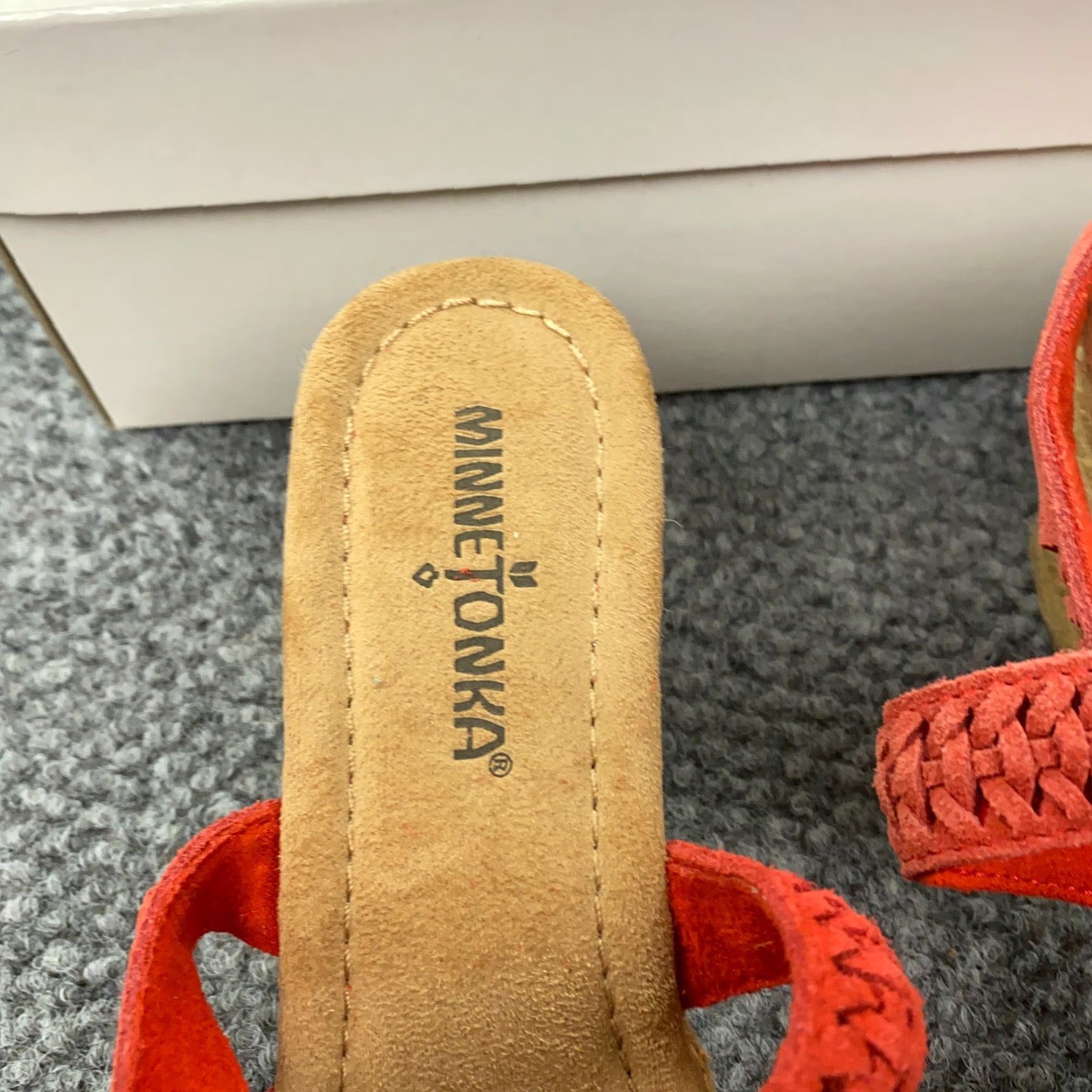 Minnetonka VINTAGE Minnetonka Women’s Sandals Size 6 Leather Wedge Open Toe Poppy Red Strappy Size US 6 / IT 36 - 4 Thumbnail