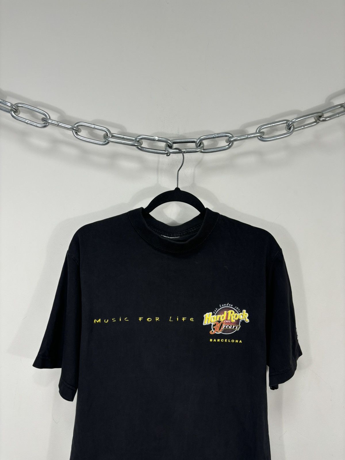 Hard Rock Cafe Vintage Hard Rock Cafe 30 Years Barcelona World Tour Tee Size US M / EU 48-50 / 2 - 3 Thumbnail
